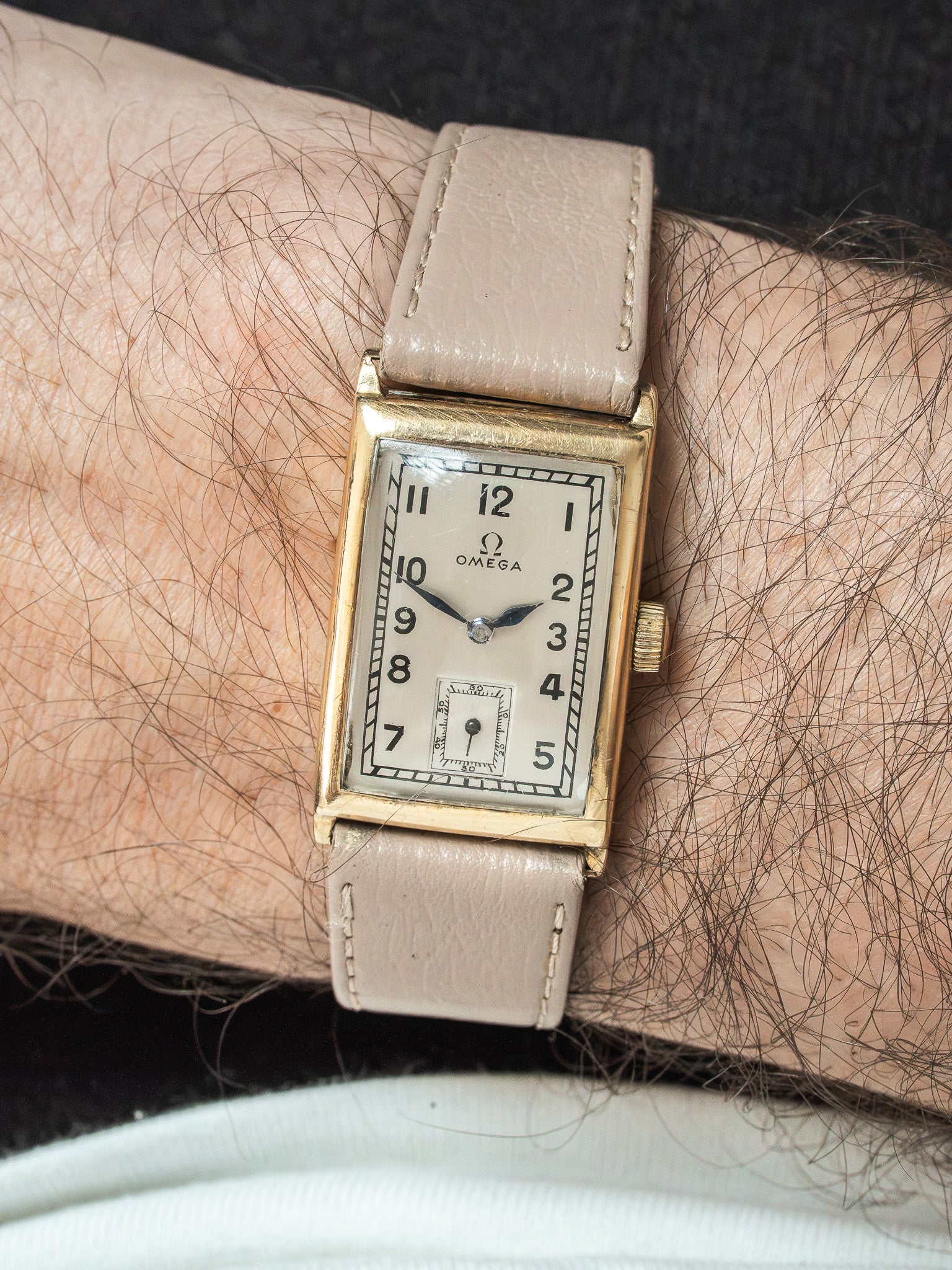 Montre Omega Tank Vintage - T17 OR JAUNE 18k (1930) - Atelier Victor