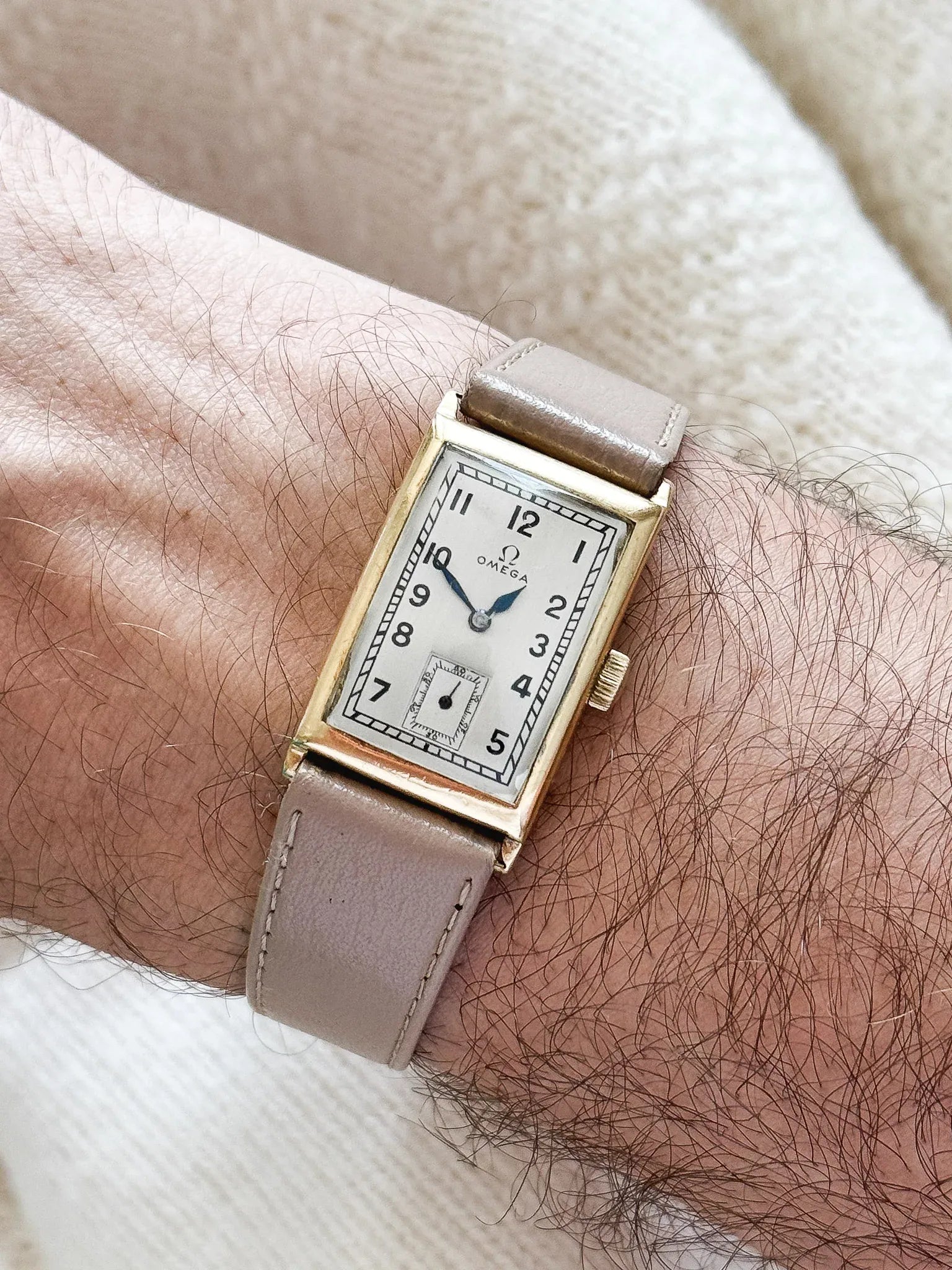 Montre Omega Tank Vintage - T17 OR JAUNE 18k (1930) - Atelier Victor