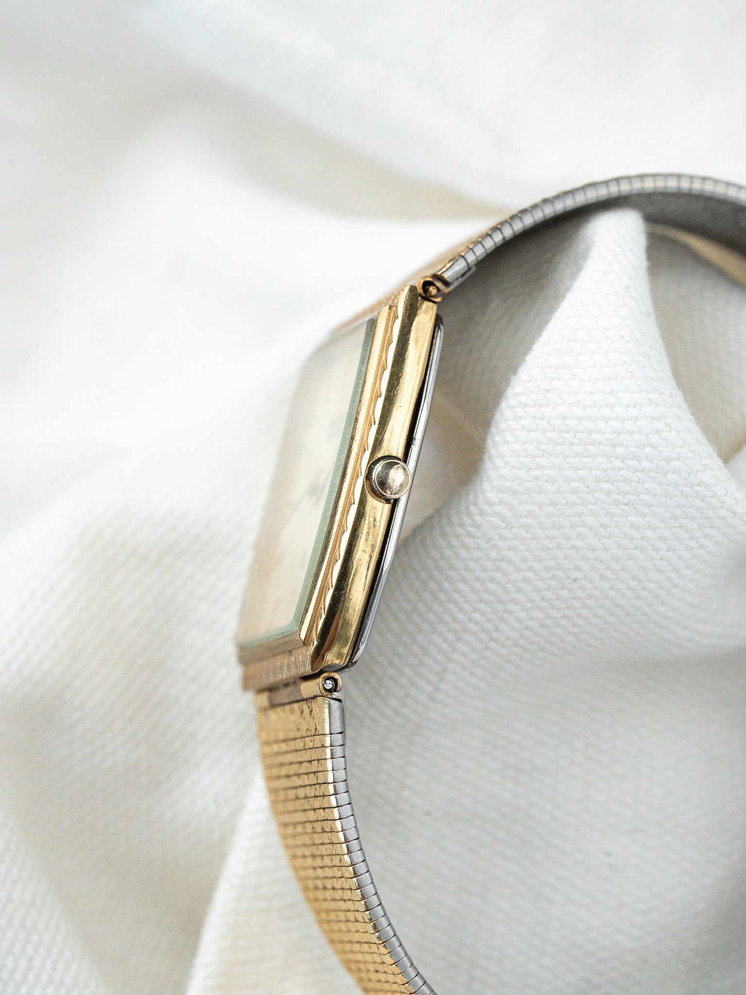 Montre Orient Vintage - Tonneau OR maille tressée (Années 1980s) - Atelier Victor