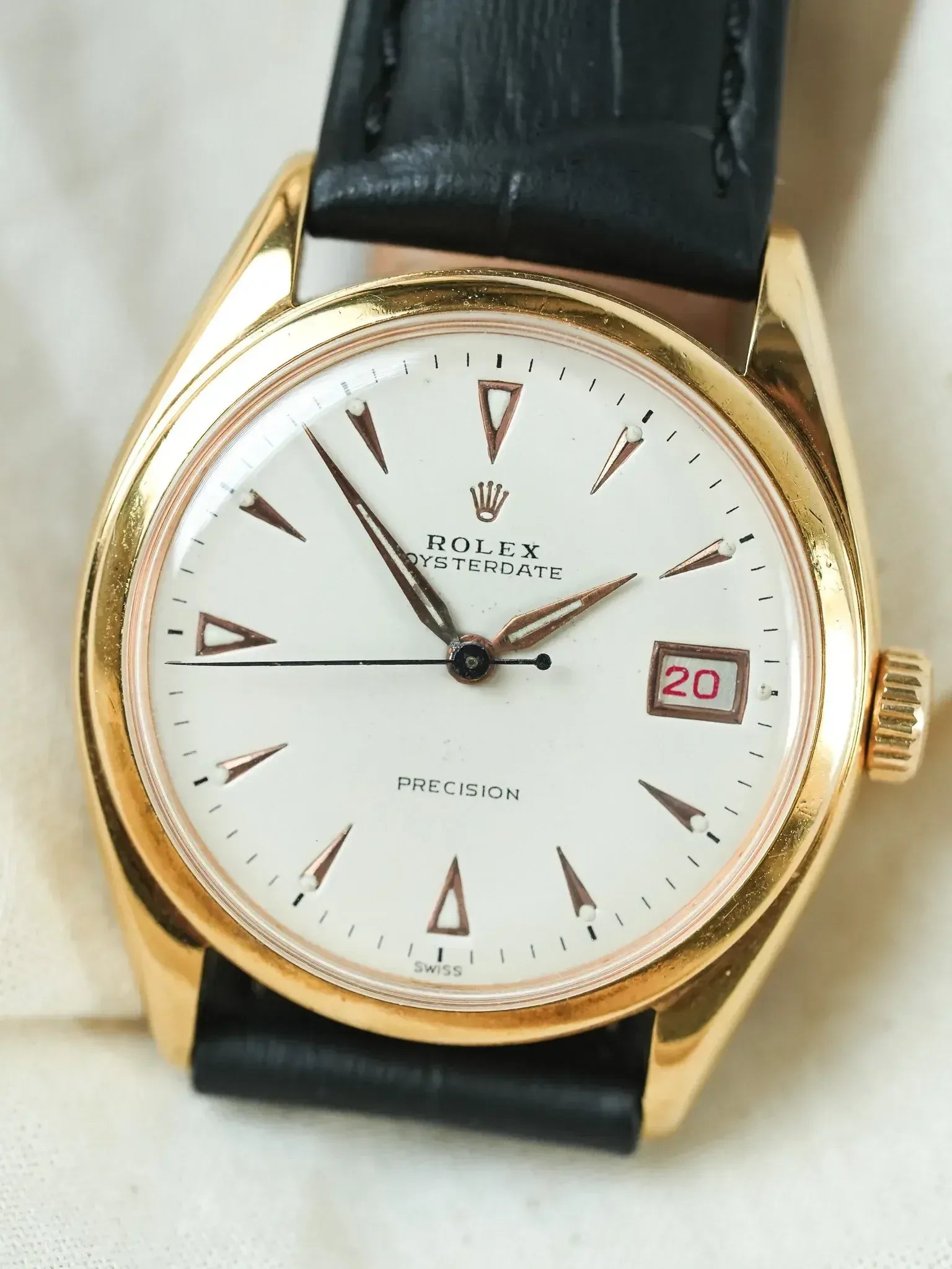 Montre Rolex Oysterdate Precision 6094 Vintage - 34mm Plaqué Or Crème (1952) - Atelier Victor
