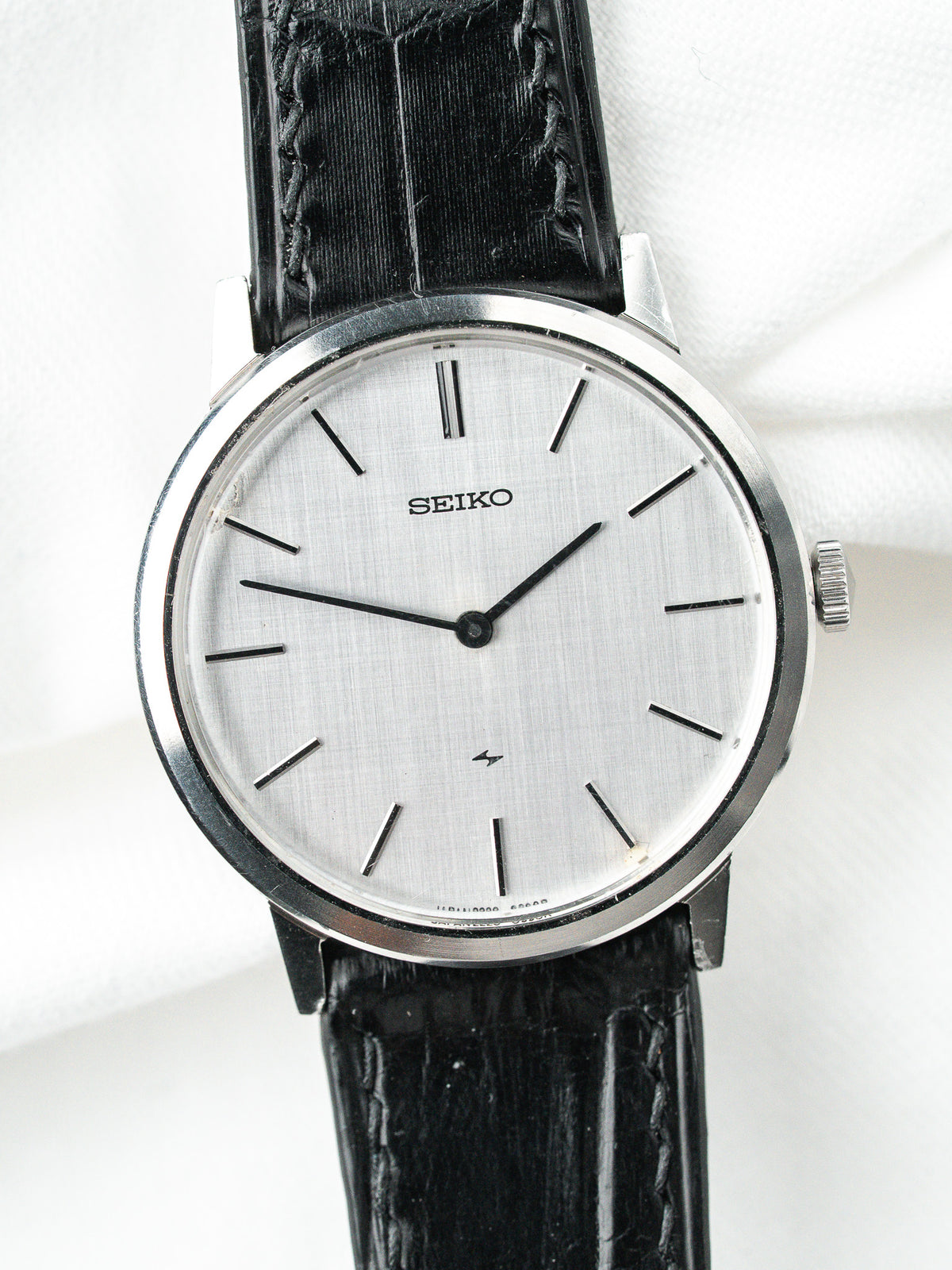 Caja de acero y correa de cocodrilo negra - Seiko 2220-0180 Vintage Watch - Atelier Victor