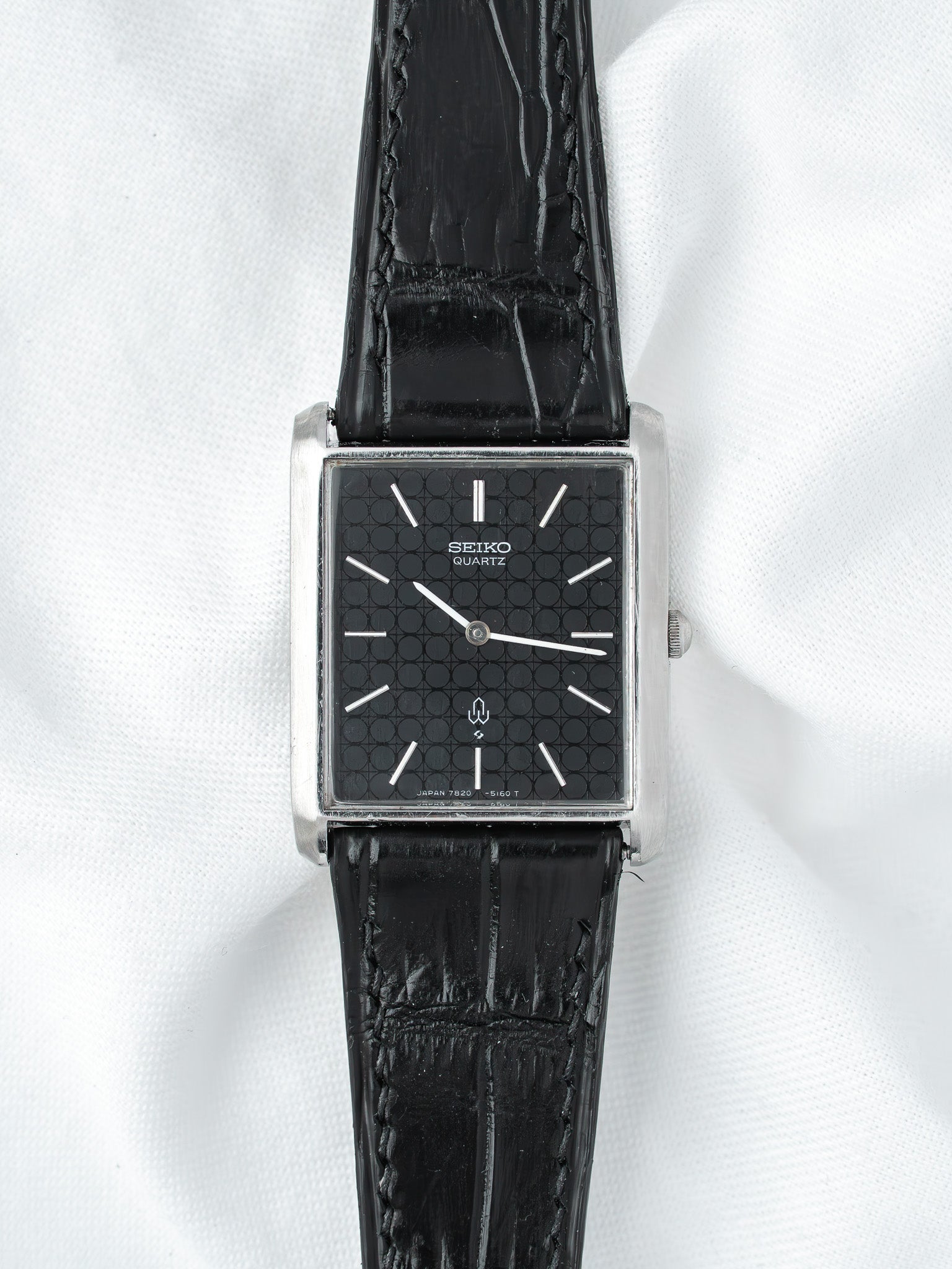 Montre Seiko 7820-5130 Acier — Tank Cadran Cercles (1980s)