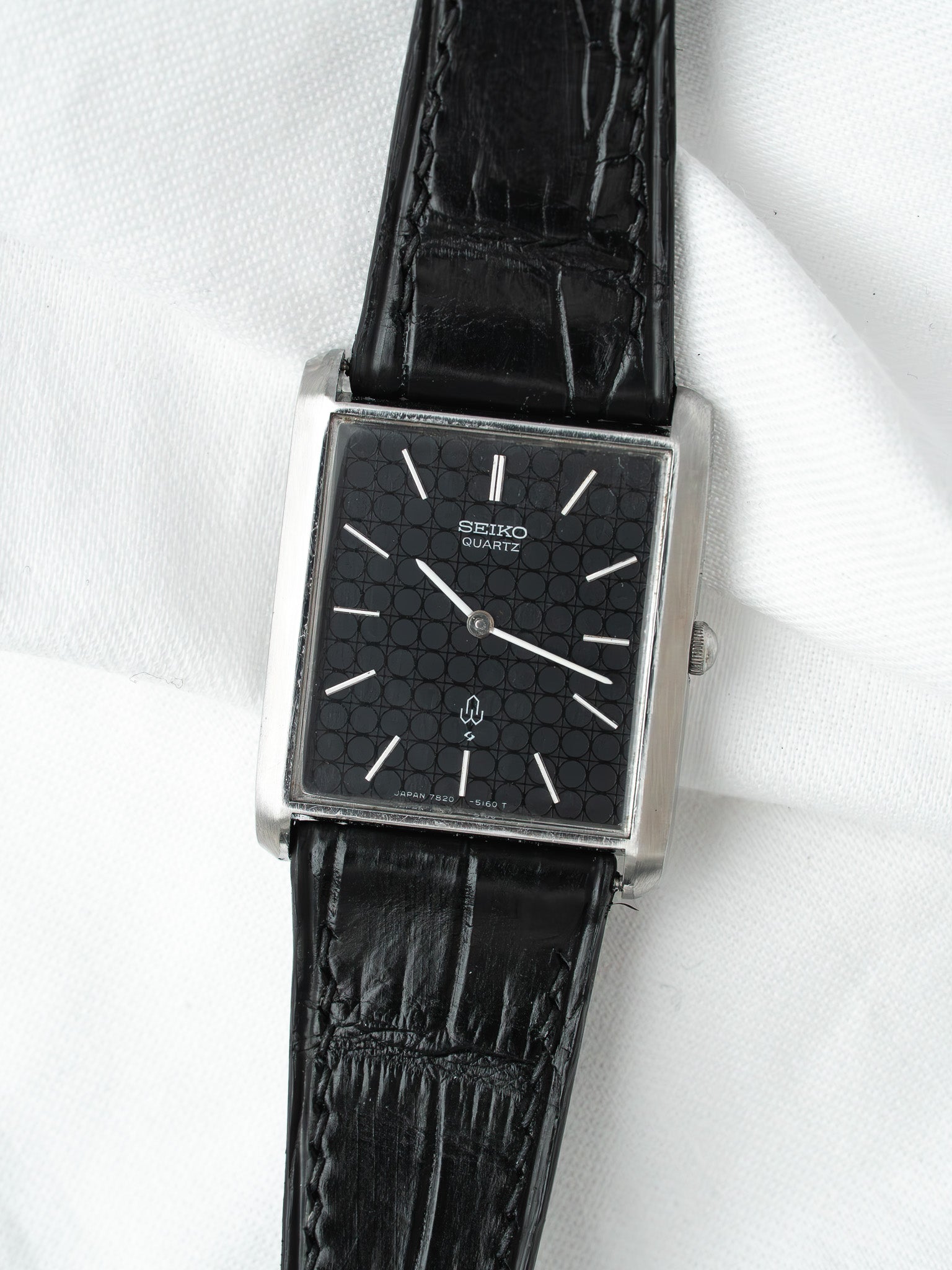 Montre Seiko 7820-5130 Acier — Tank Cadran Cercles (1980s)