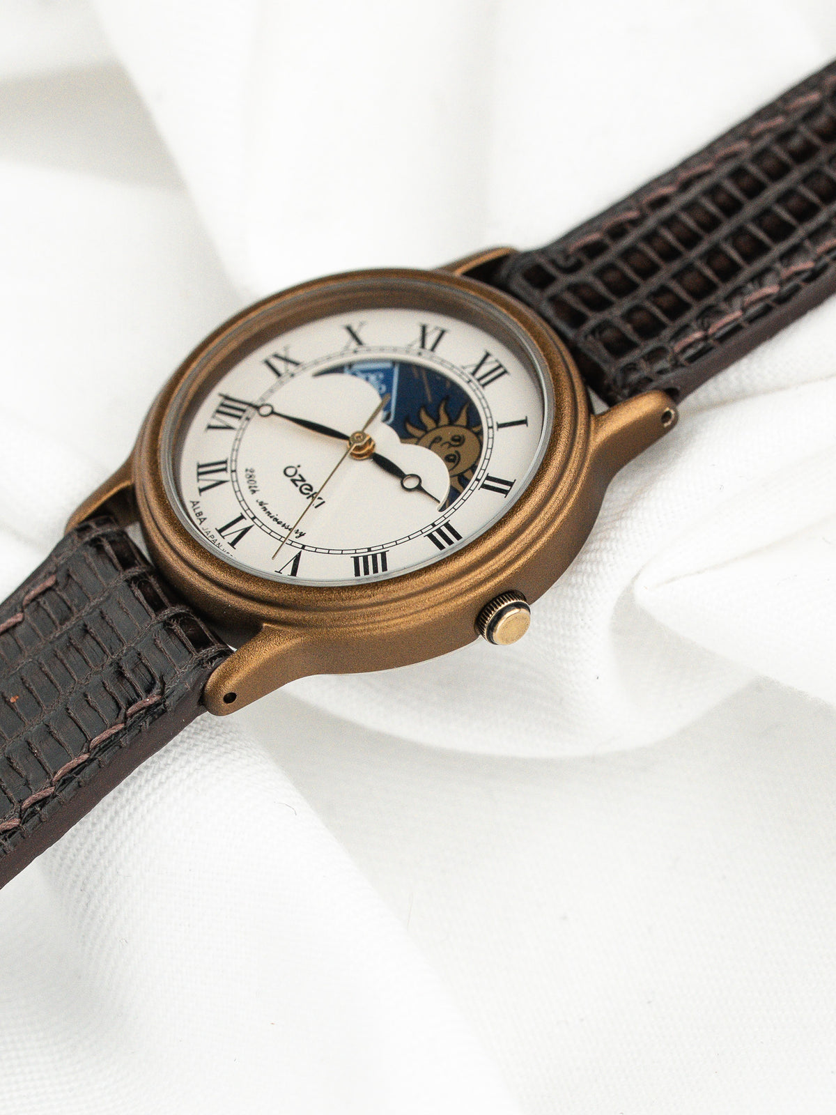 Detalle de la mención 280th Anniversary - Reloj Seiko Alba Ozeki 280e Vintage - Atelier Victor