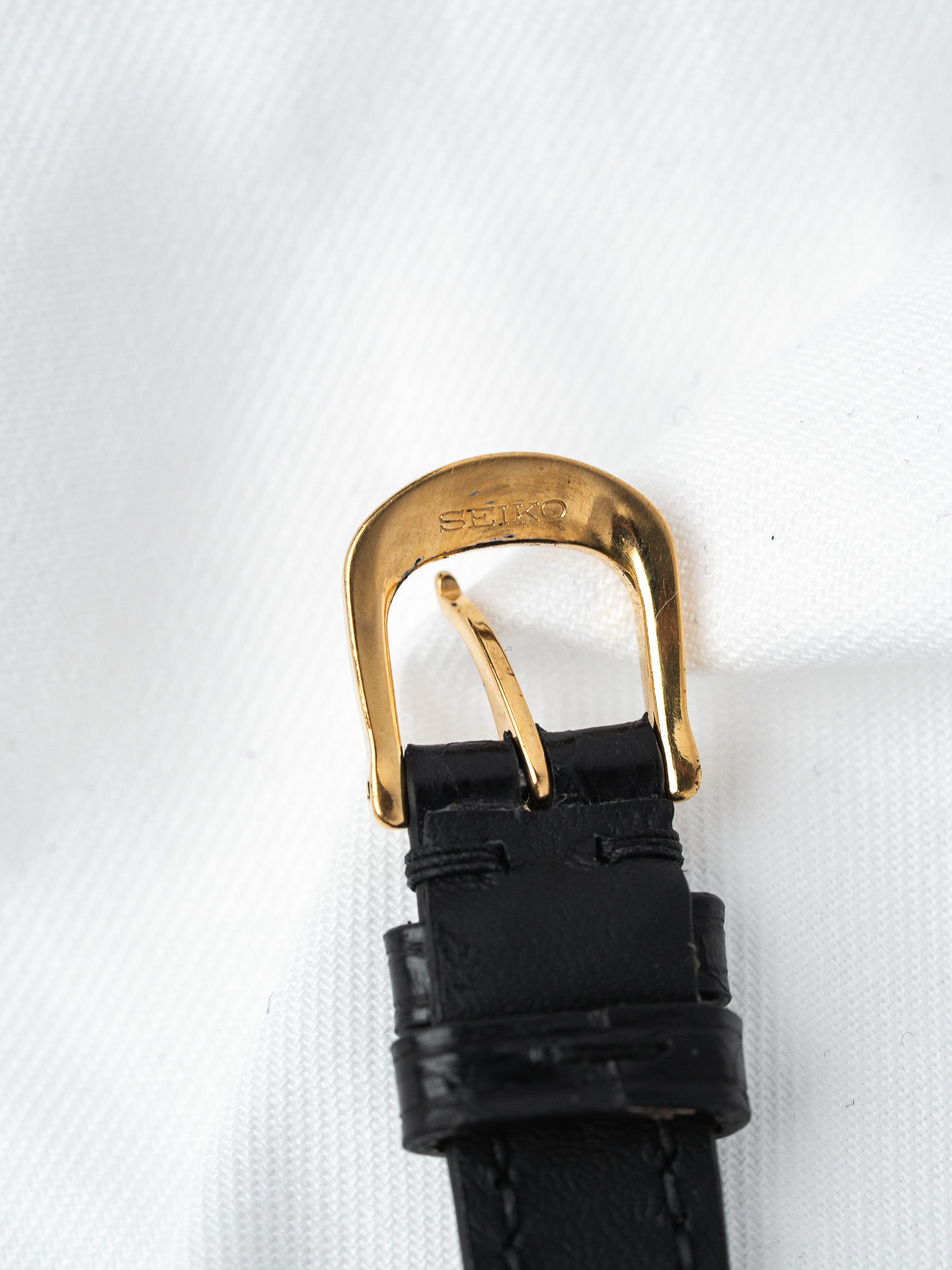 Vintage Seiko Baignoire Gold-Plated — Case Curved White Dial (2005)