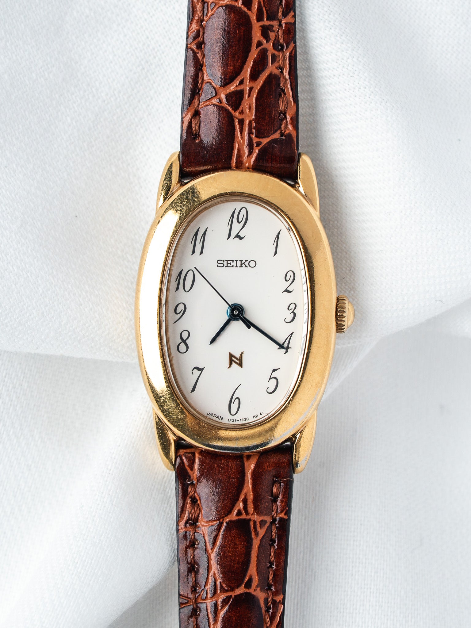 Vintage Seiko Baignoire Gold-Plated Watch — White Dial Breguet Numerals (1999)