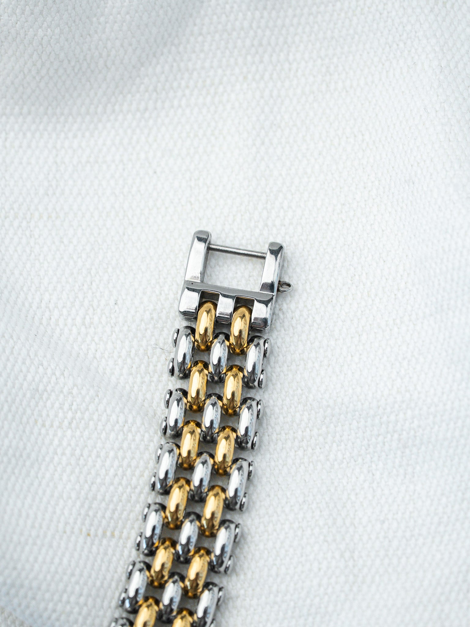 Montre Seiko Belfina Vintage - Maille Acier Or Cornes Centrales (1989) - Atelier Victor