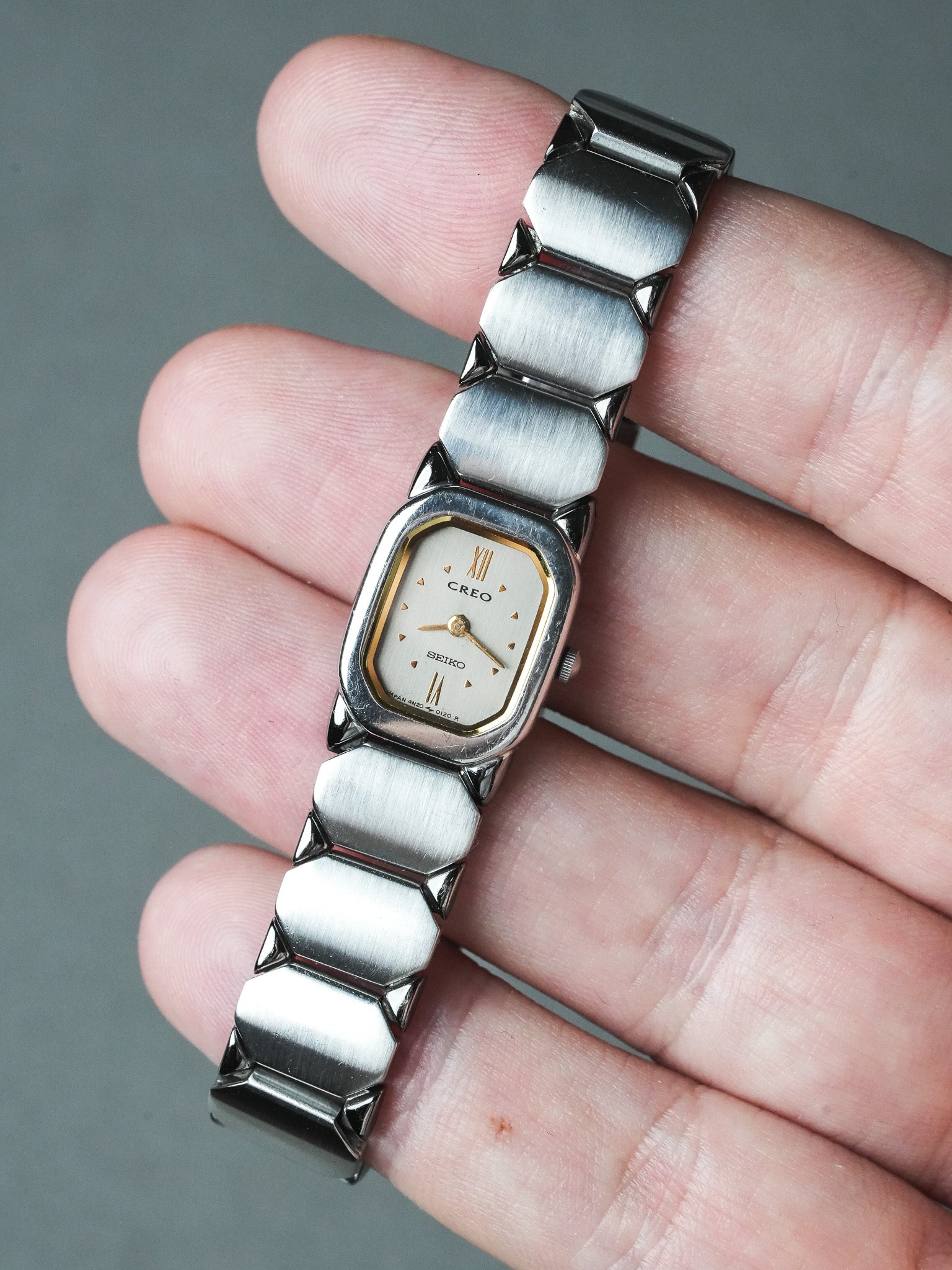 Montre Seiko Creo Vintage - Mini Montre Acier (1989) - Atelier Victor