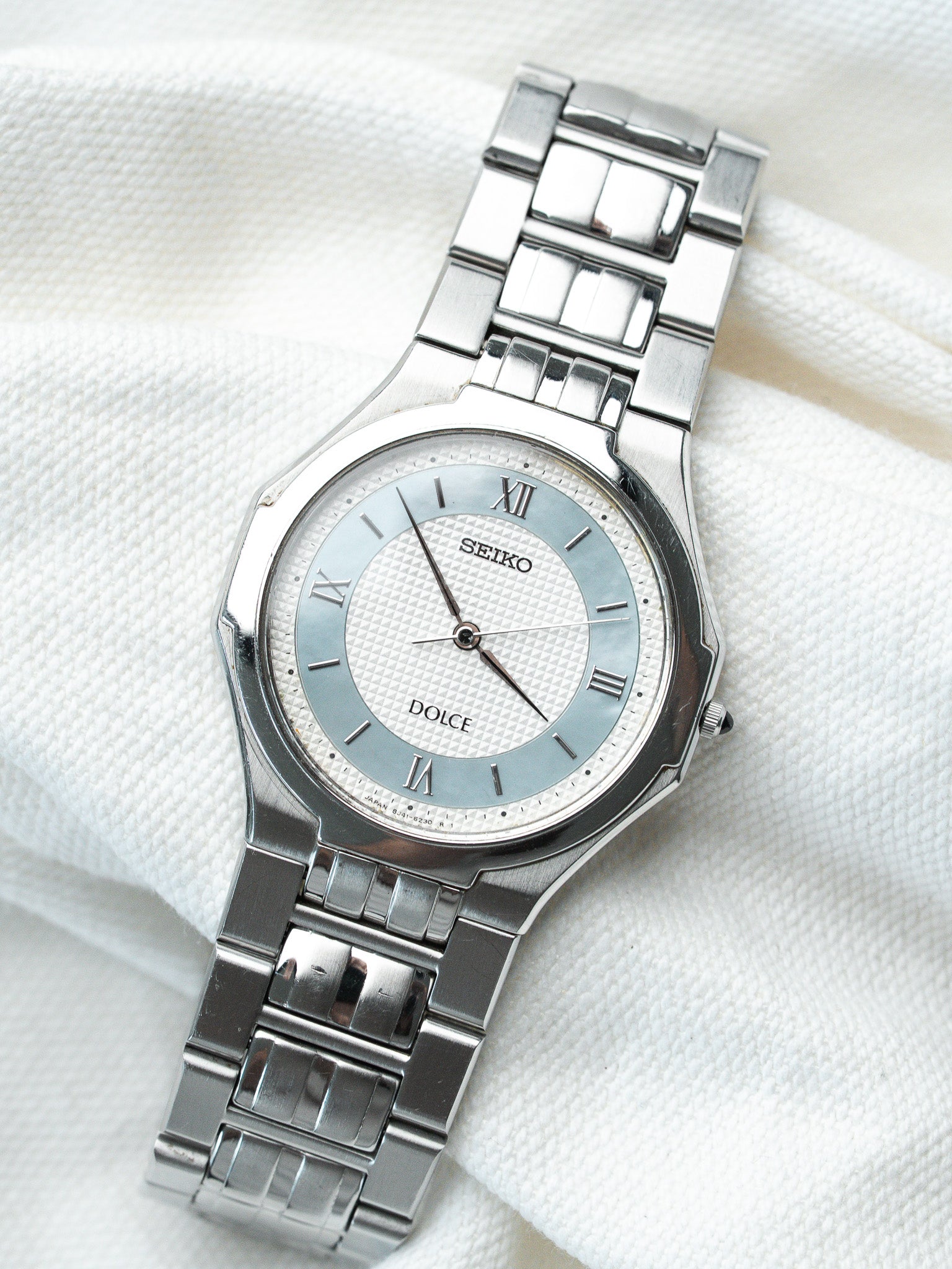 Montre Seiko Dolce Vintage - Bleu Ciel Clous de Paris (1997) - Atelier Victor