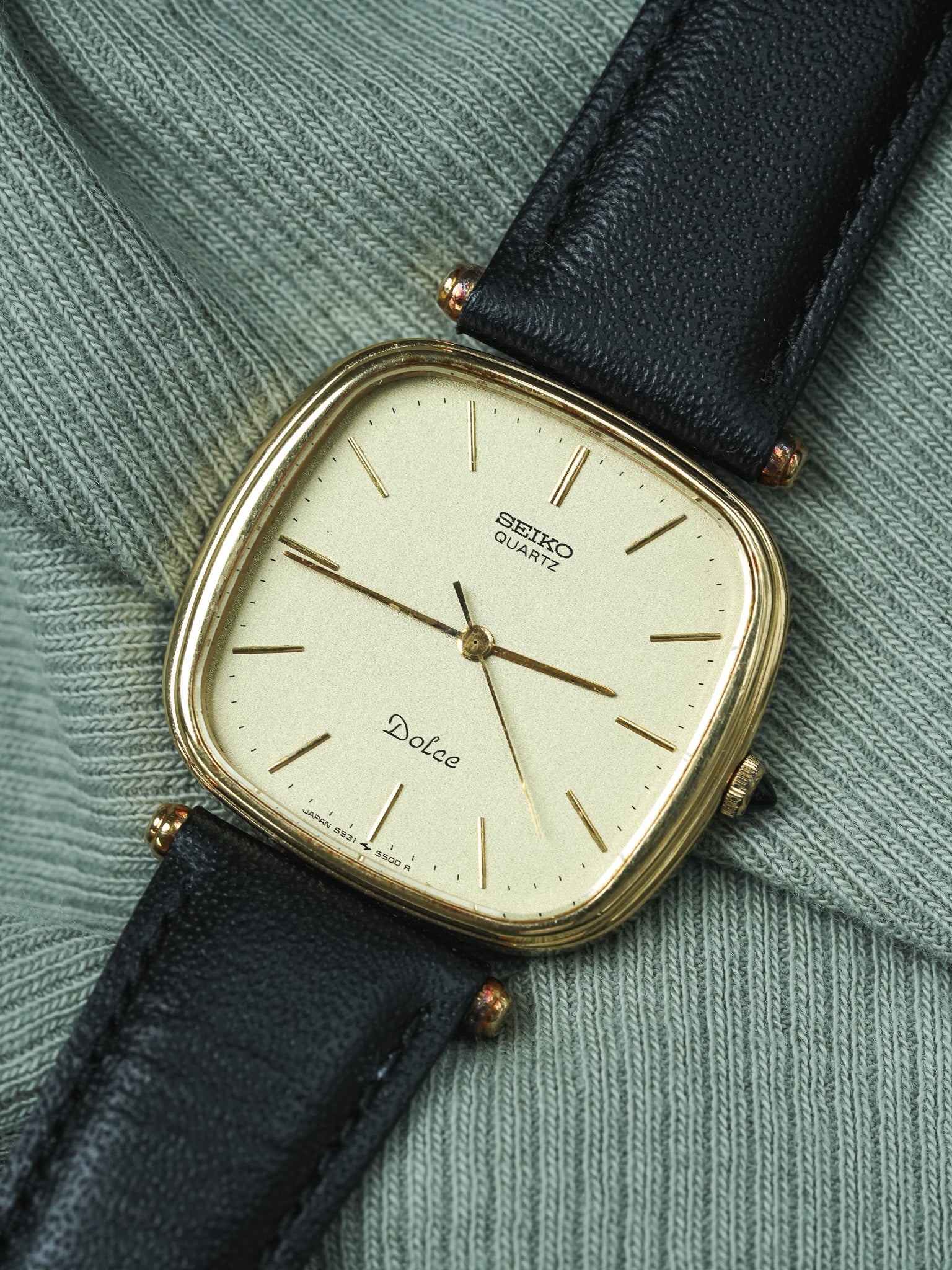 Montre Seiko Dolce Vintage - Boitier TV Or (1984) - Atelier Victor