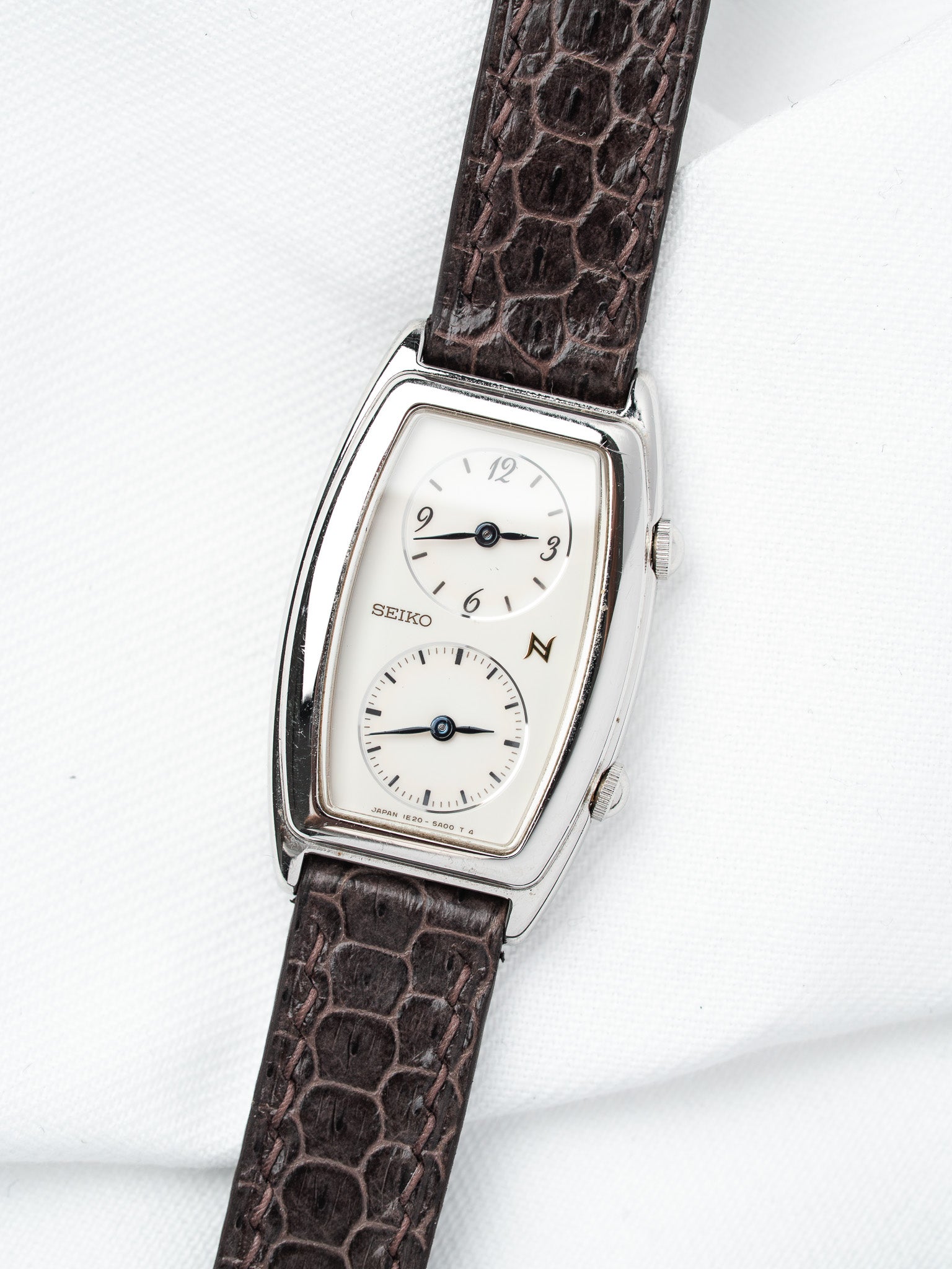 Винтажные часы Seiko Dual Time из стали — двойной часовой пояс (2005)