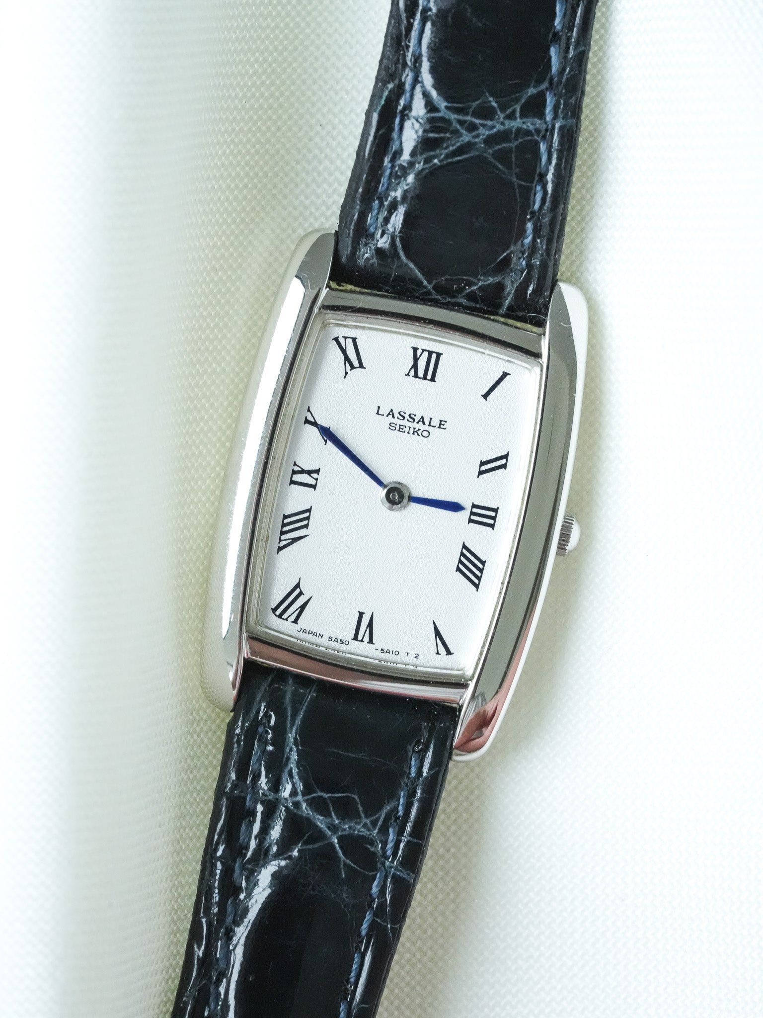 Montre Seiko Lassale Vintage - Mini Tonneau Acier Index Bleu (1984) - Atelier Victor