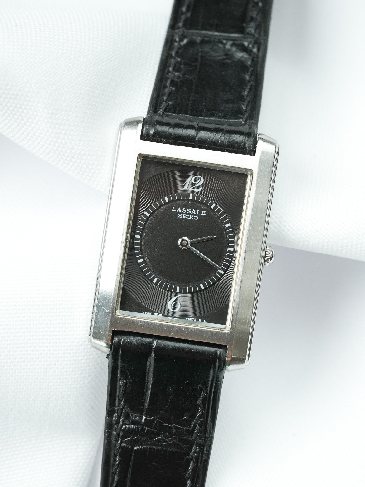 Винтажные часы Seiko Lassale — Tank из чернёной стали (1995)