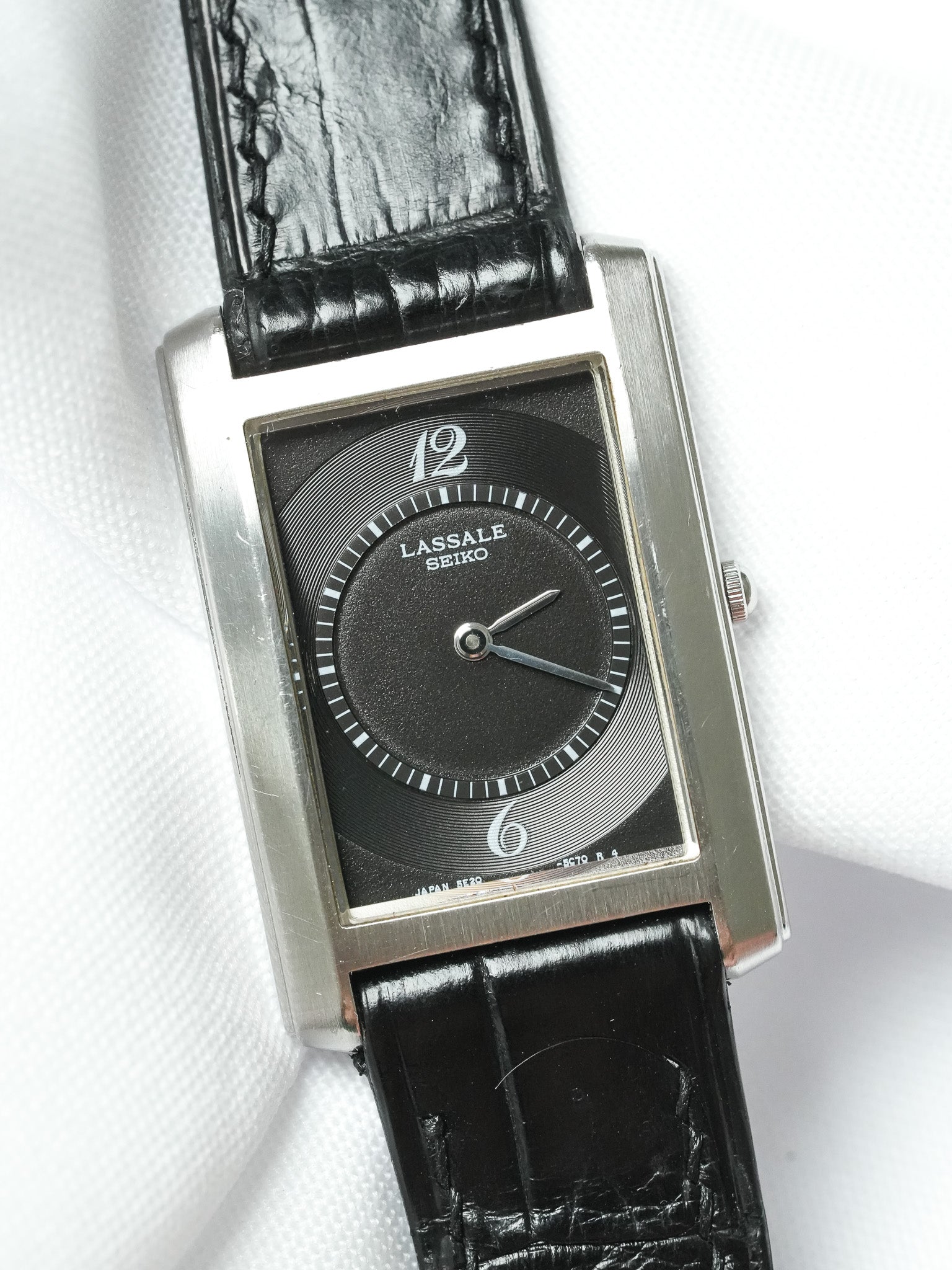 Винтажные часы Seiko Lassale — Tank из чернёной стали (1995)