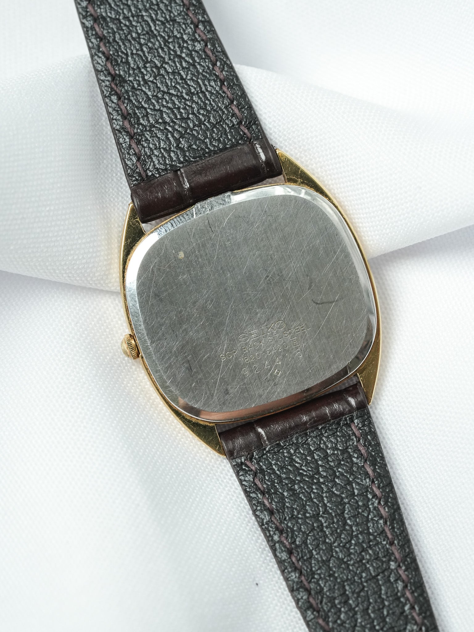 Винтажные часы Seiko Lassale — Tonneau XL с золотым покрытием, цвет шампань (1979)