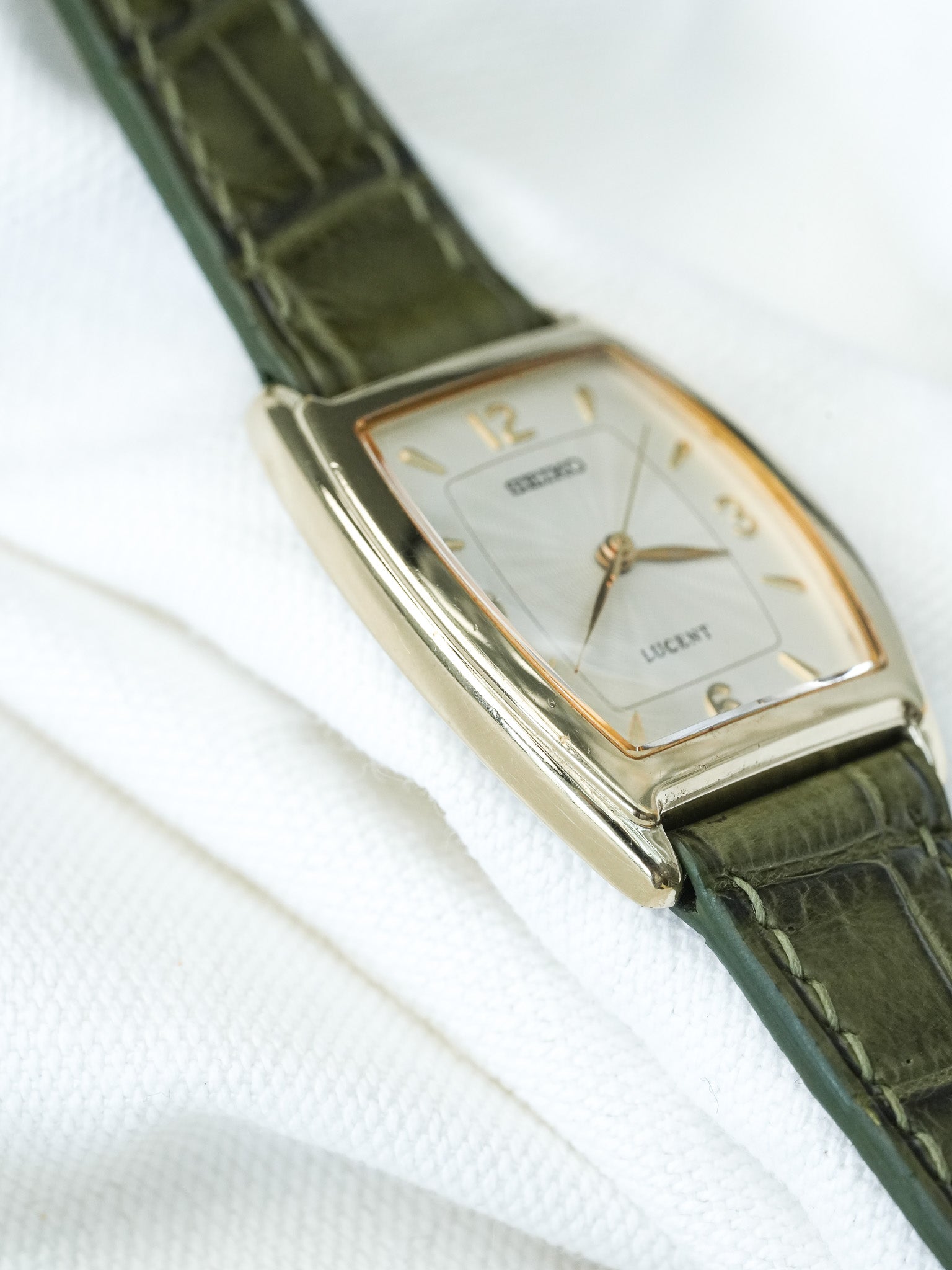Montre Seiko Lucent Vintage - Tonneau Or Guilloché (1997) - Atelier Victor
