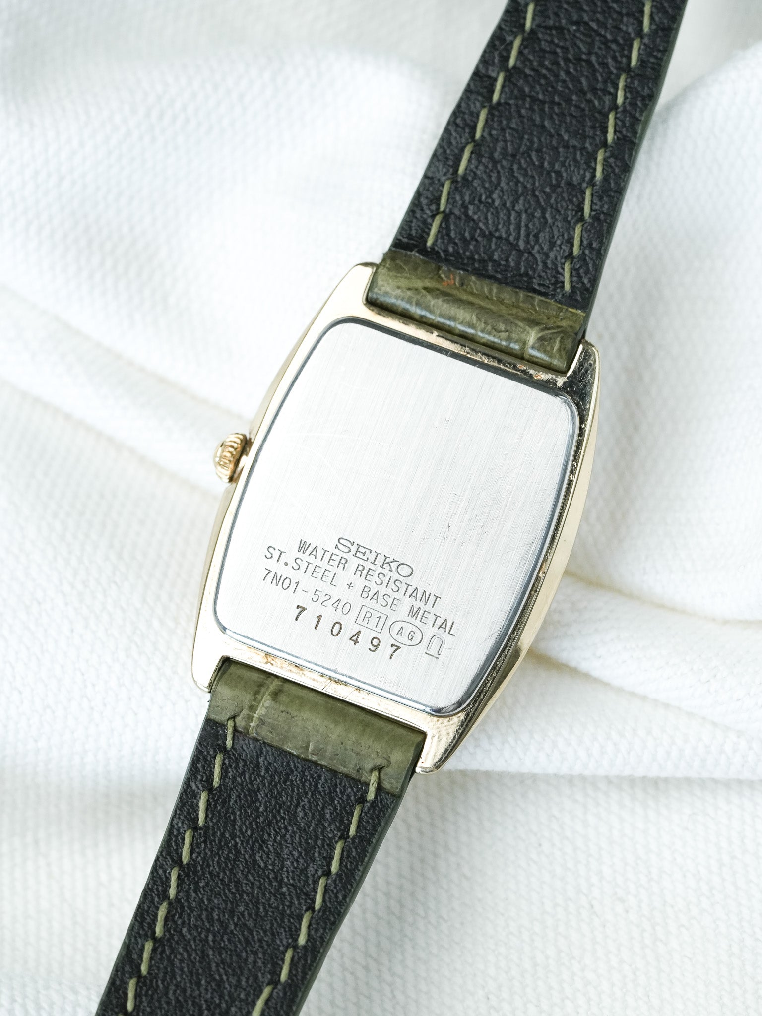 Montre Seiko Lucent Vintage - Tonneau Or Guilloché (1997) - Atelier Victor