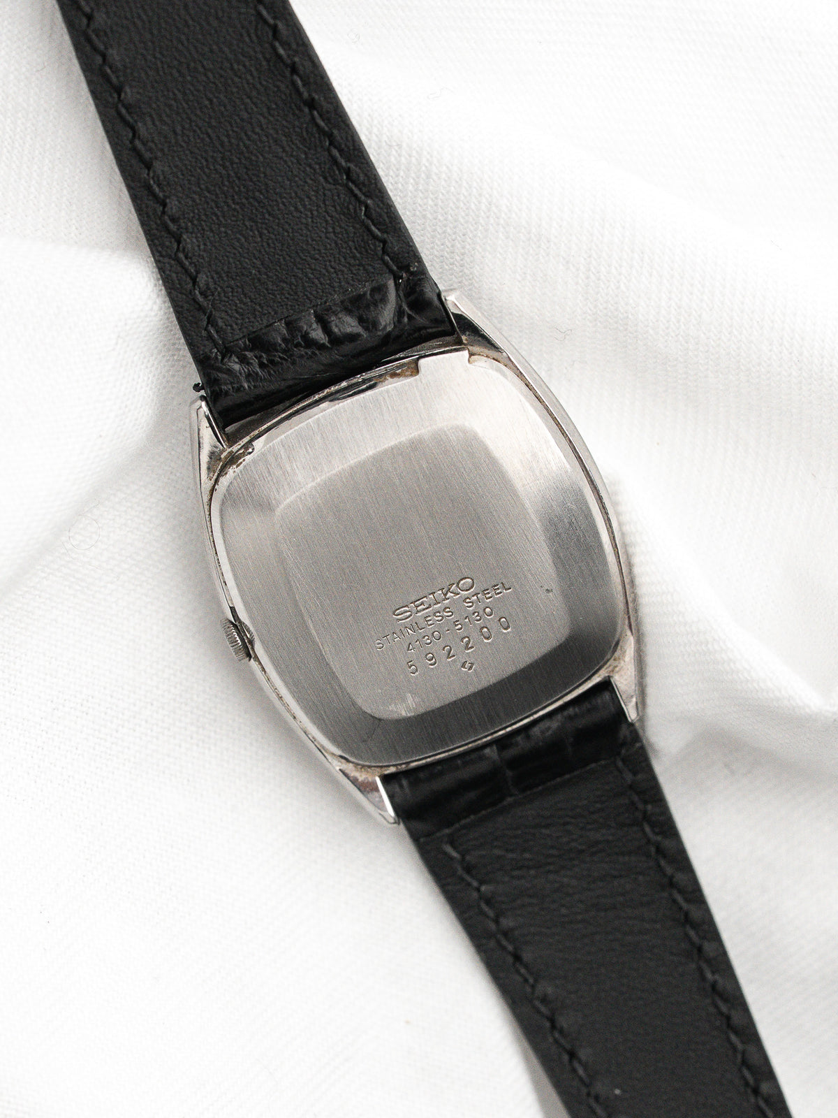 Indici a bastone lucidi applicati - Orologio Seiko Quartz 4130-5130 Vintage - Atelier Victor