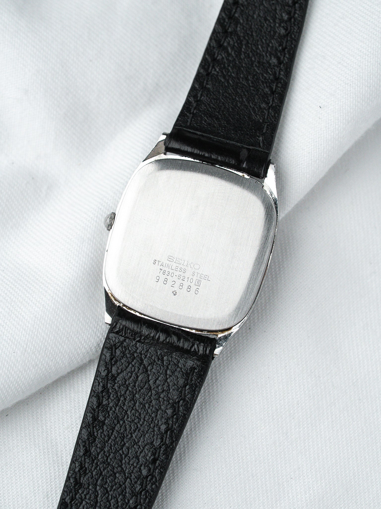 Seiko vintage watch back stainless steel case with black leather strap