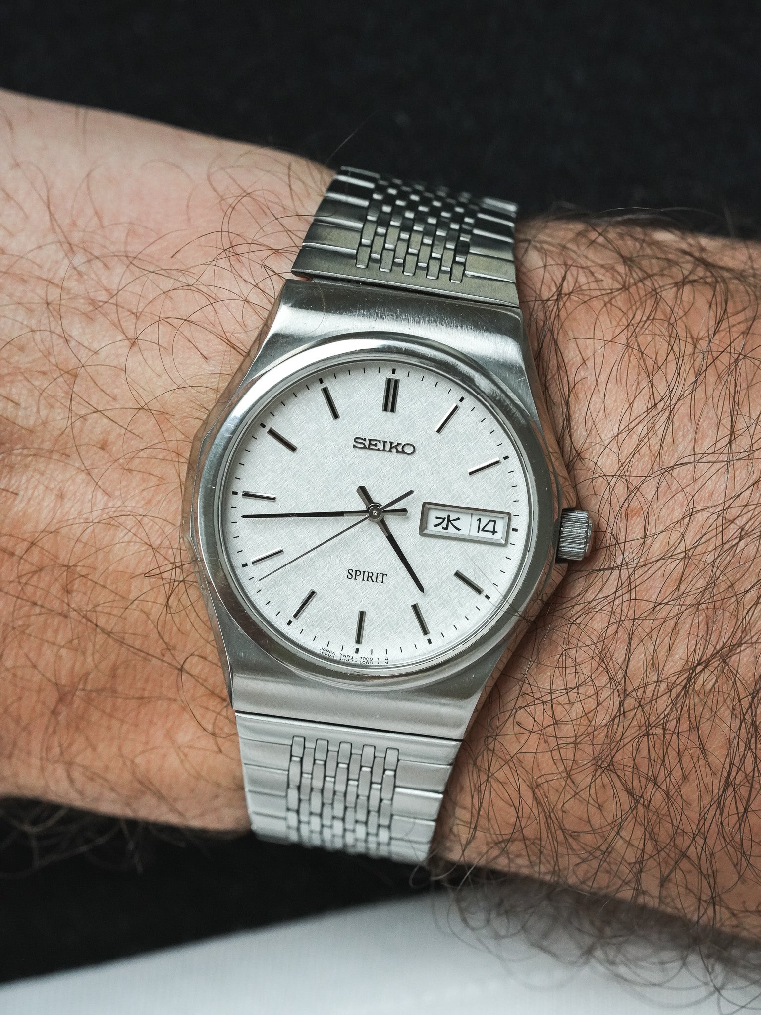 Montre Seiko Spirit Vintage - Daydate Kanji Acier Chevron (1998) - Atelier Victor