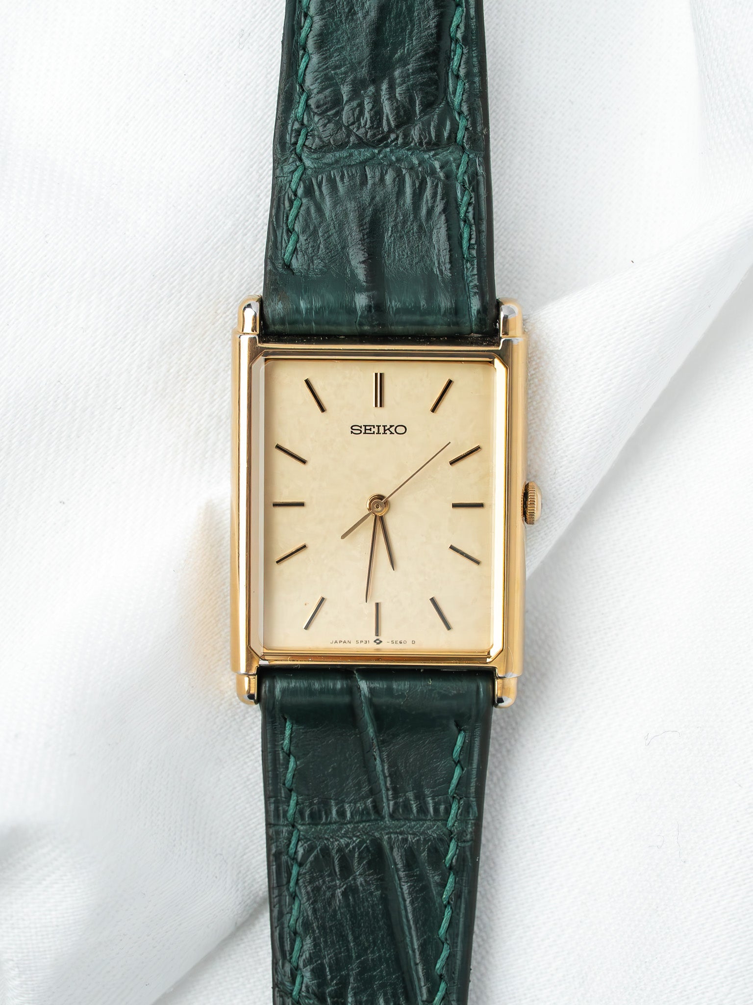 Montre Seiko Tank Plaqué Or — 5P31-5D40 (1988)