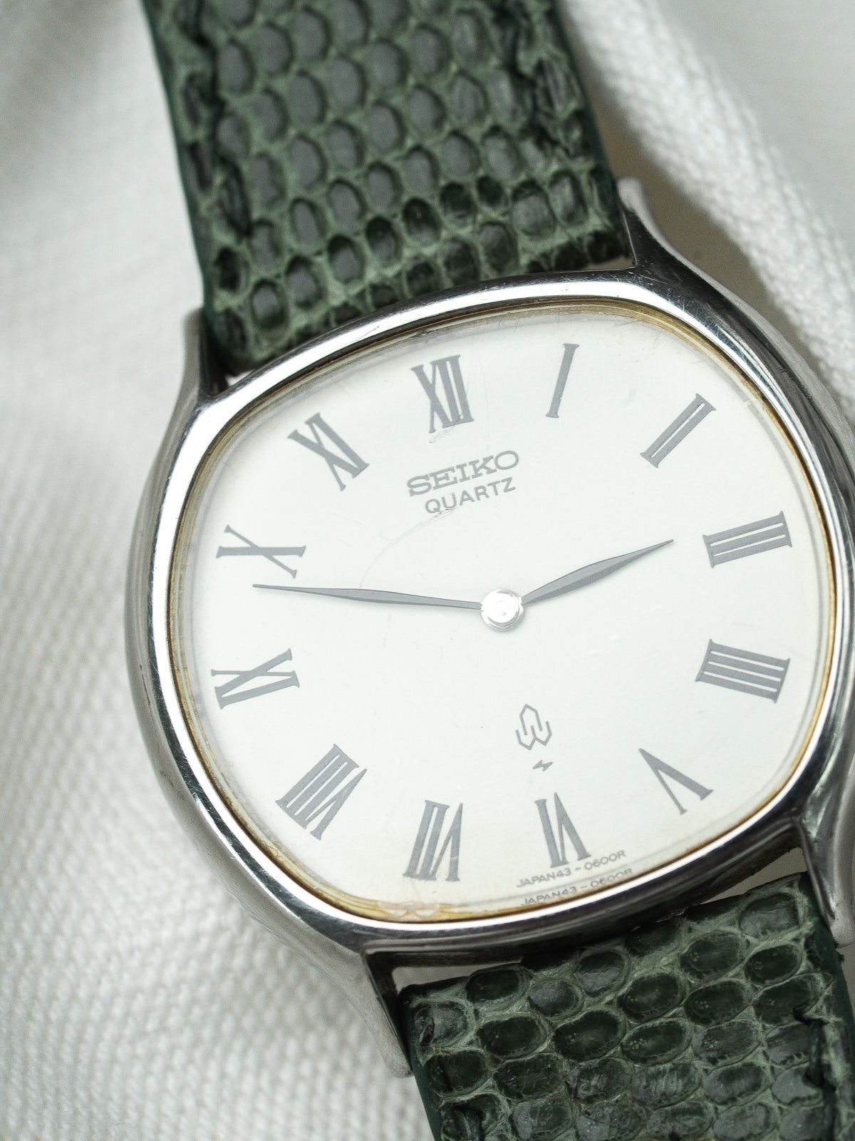Quadrante bianco con numeri romani - Watch Seiko 43-7110 Vintage - Atelier Victor