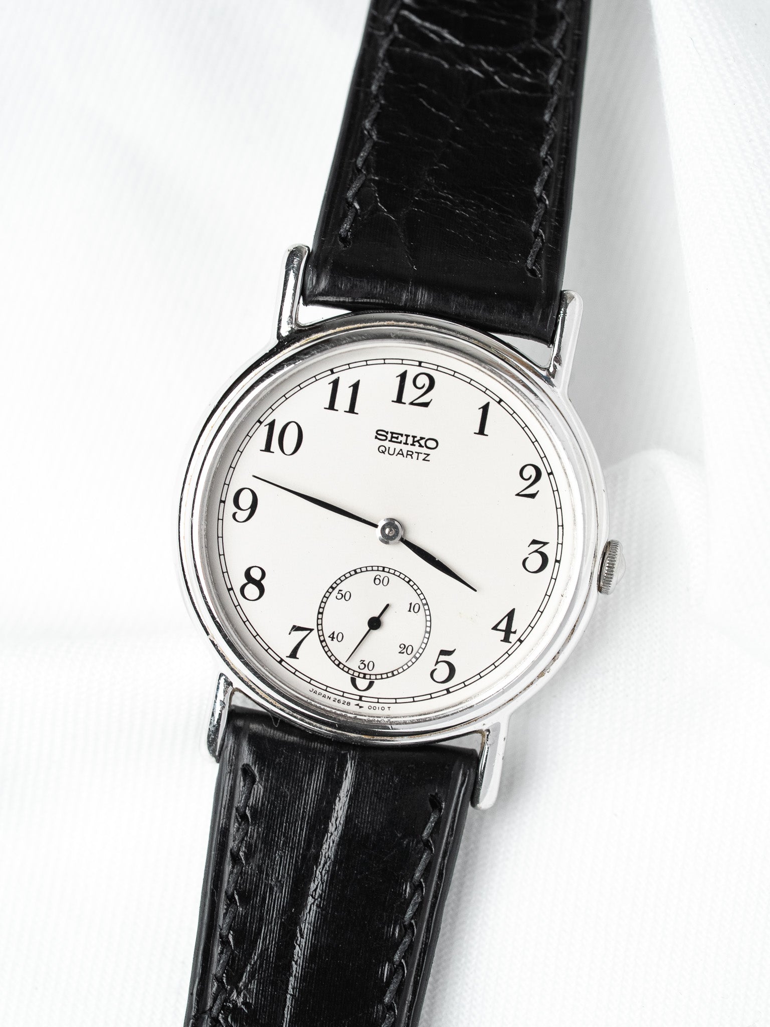 Винтажные часы Seiko из стали — малая секундная стрелка, белый циферблат (1983)