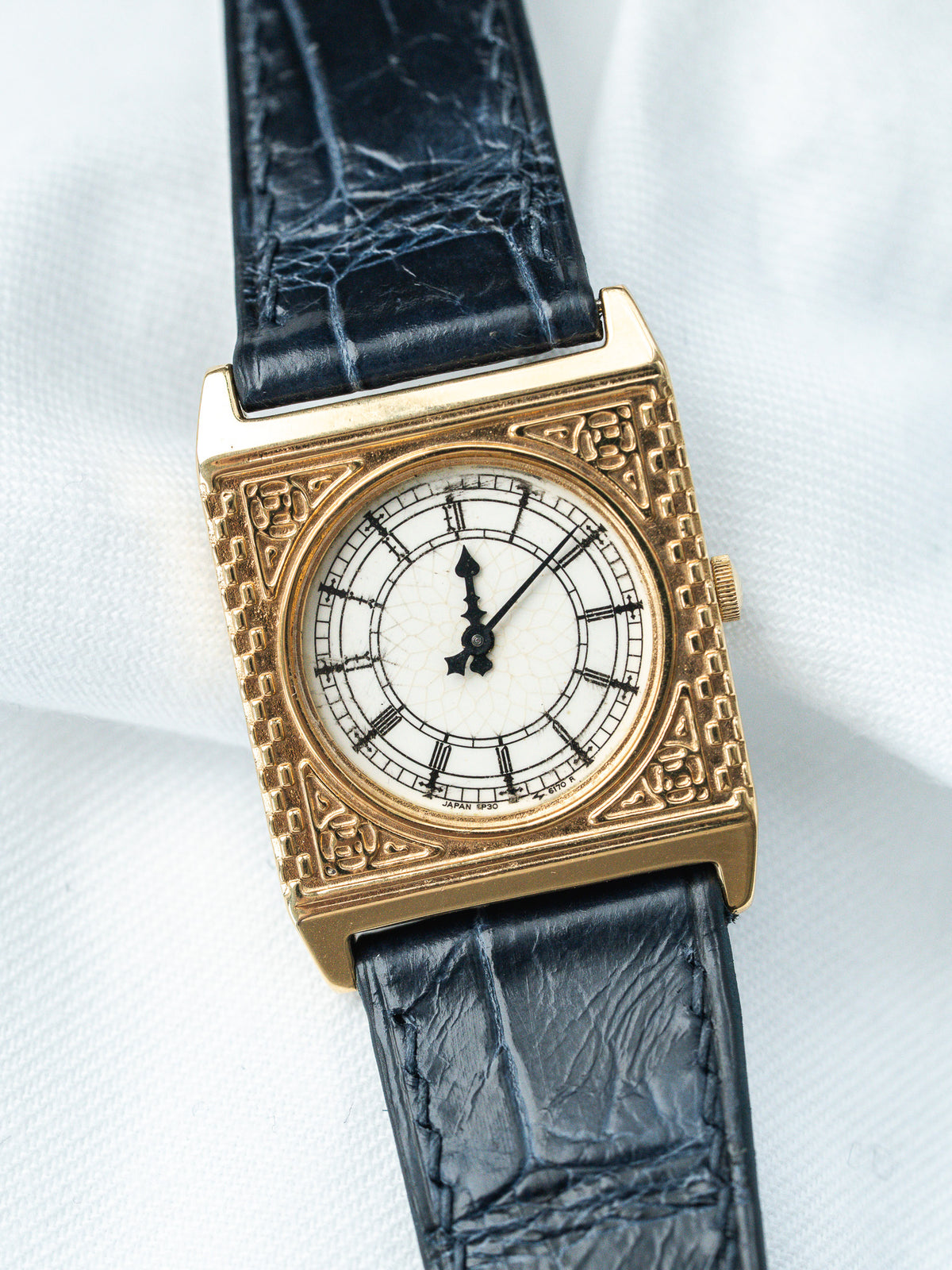 منظر أمامي، قرص بأرقام رومانية - ساعة Seiko Big Ben 5P30-6150 - Atelier Victor