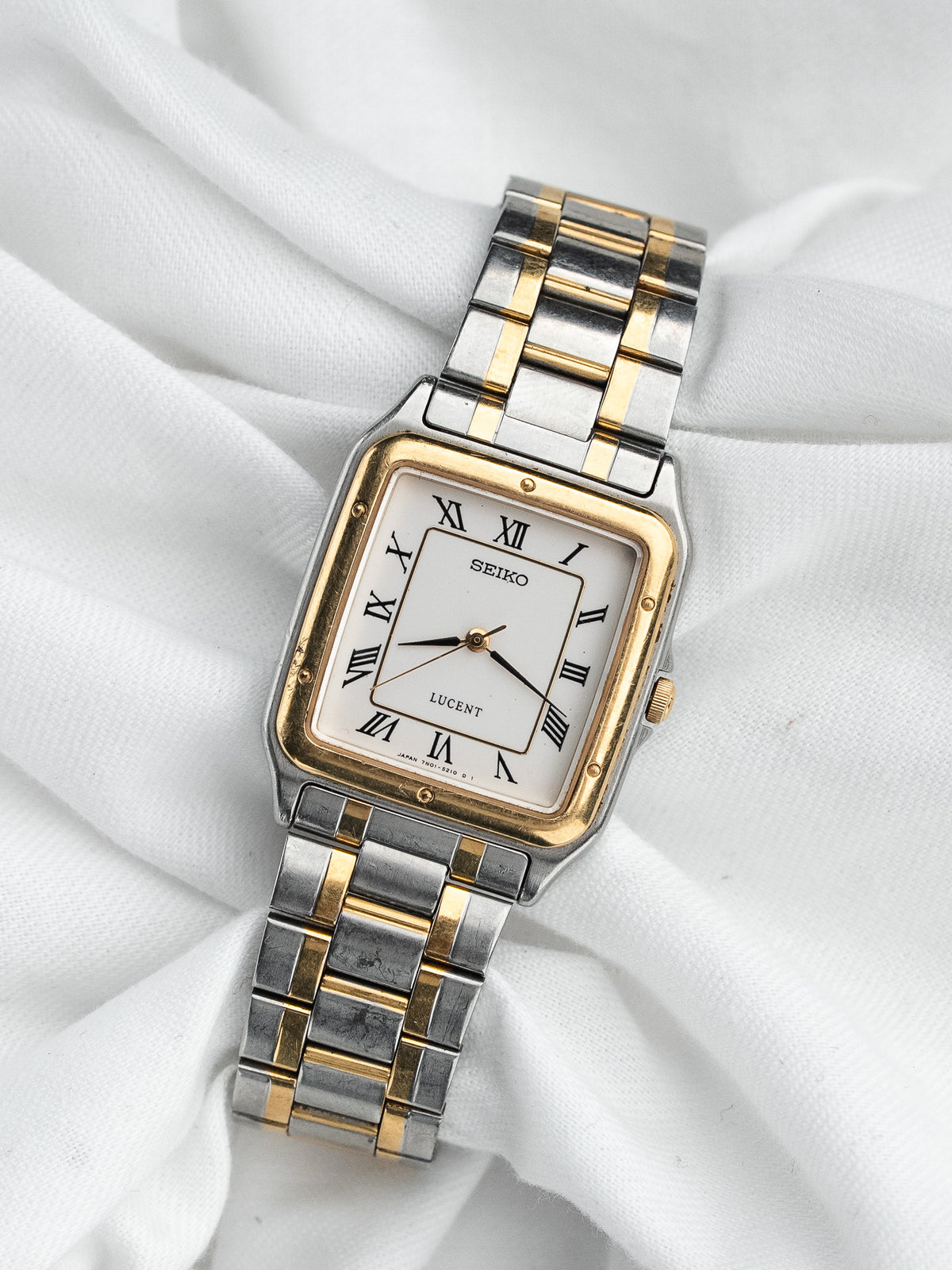 白色罗马数字表盘 - Seiko Lucent 7N01-5190 复古 Watch - Atelier Victor