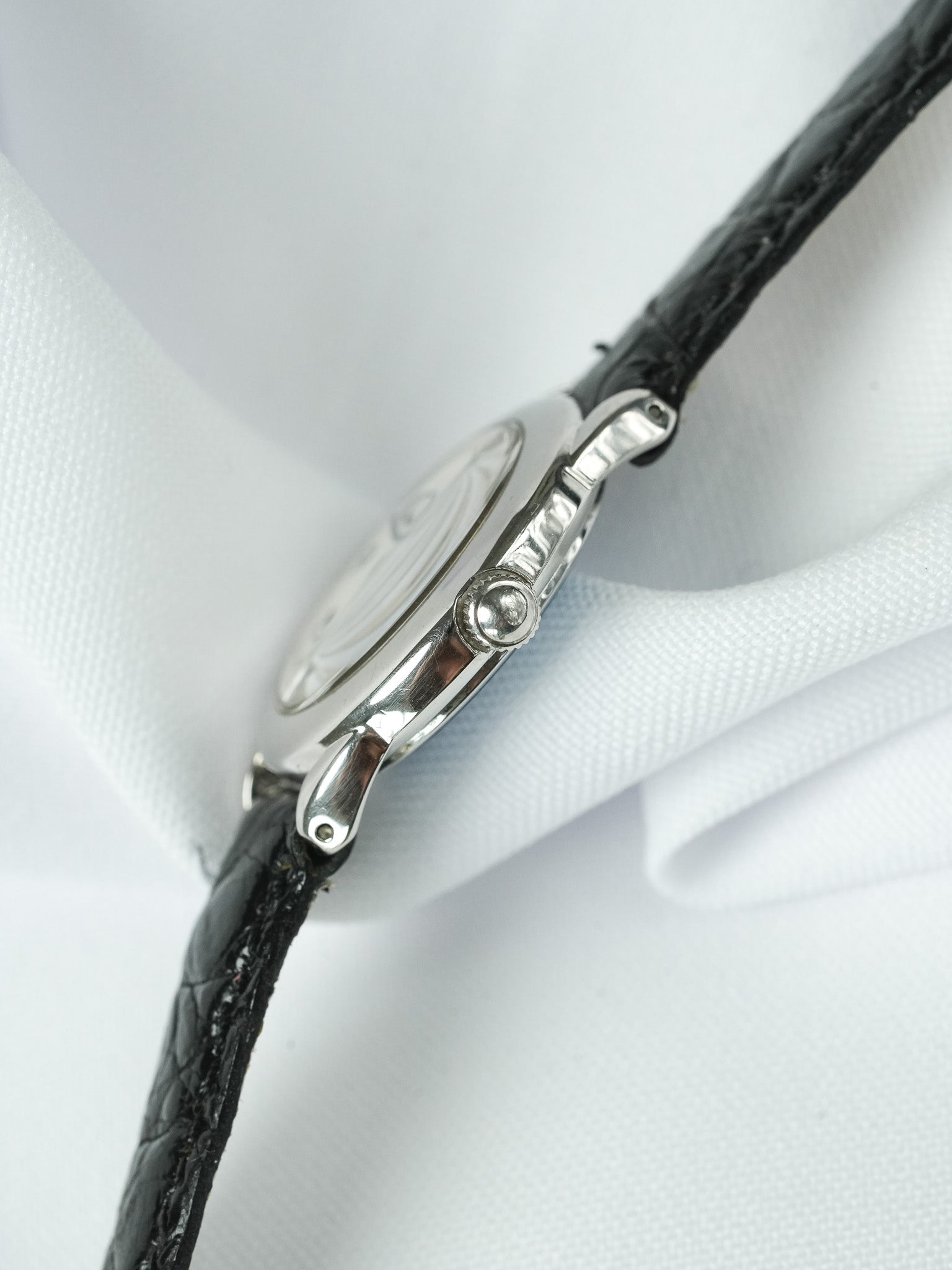 ساعة Seiko فينتاج - دائرية من الفولاذ بعروات Cornes de Vache (1994)