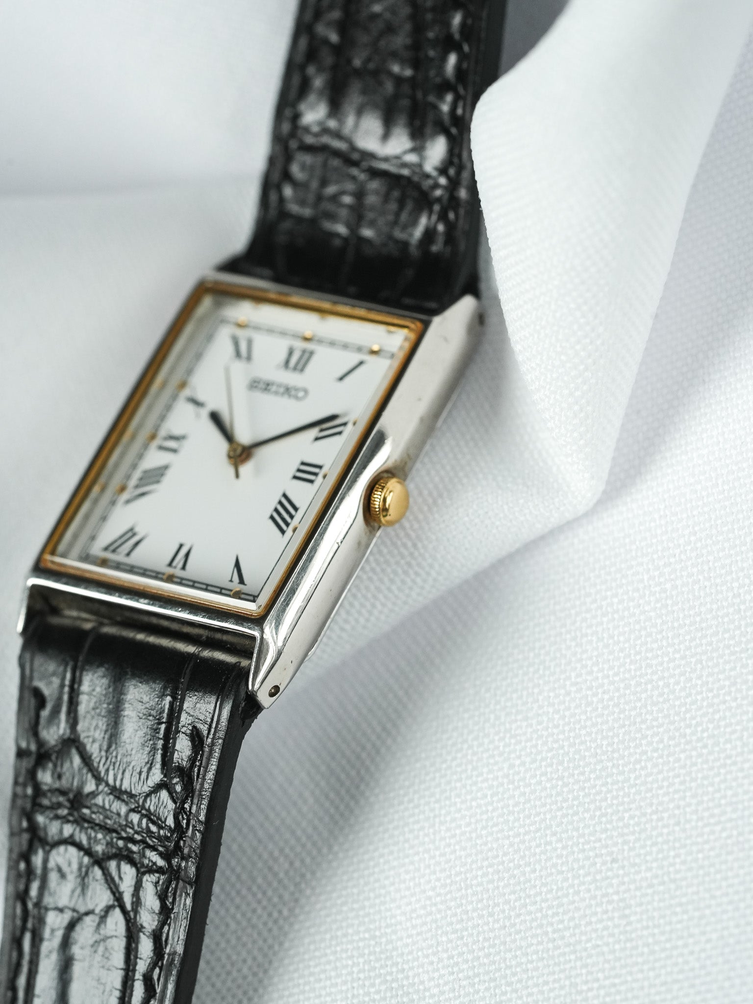 Vintage Seiko Watch - Tank Steel Roman Gold Inserts (1996)