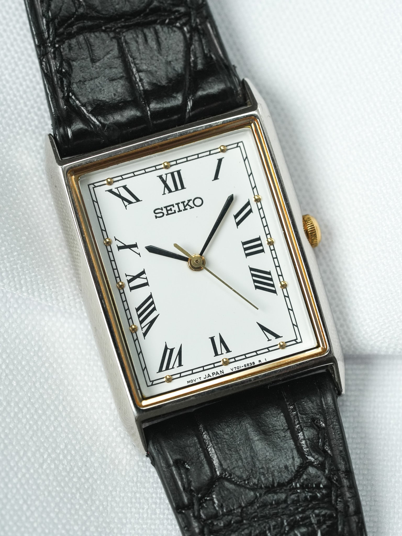 Vintage Seiko Watch - Tank Steel Roman Gold Inserts (1996)