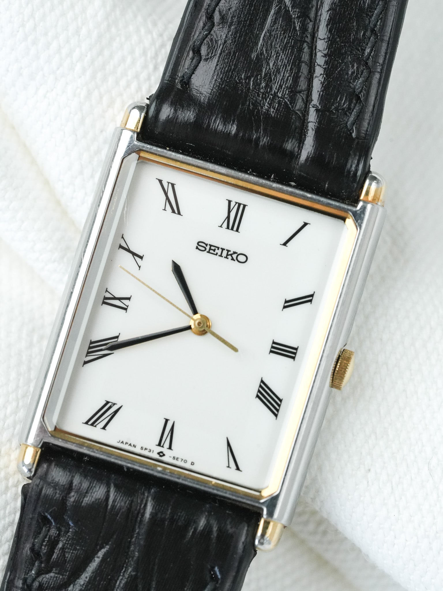 Montre Seiko Vintage - Tank Cornes Or 5P31-5D40 (1988) - Atelier Victor