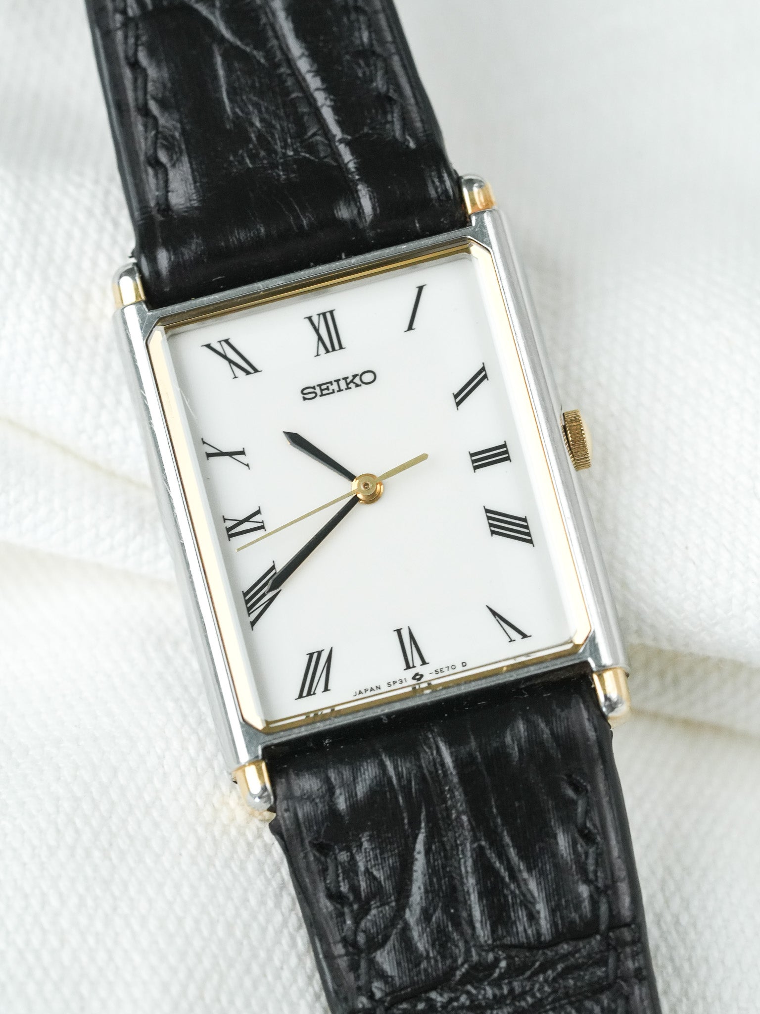 Montre Seiko Vintage - Tank Cornes Or 5P31-5D40 (1988) - Atelier Victor