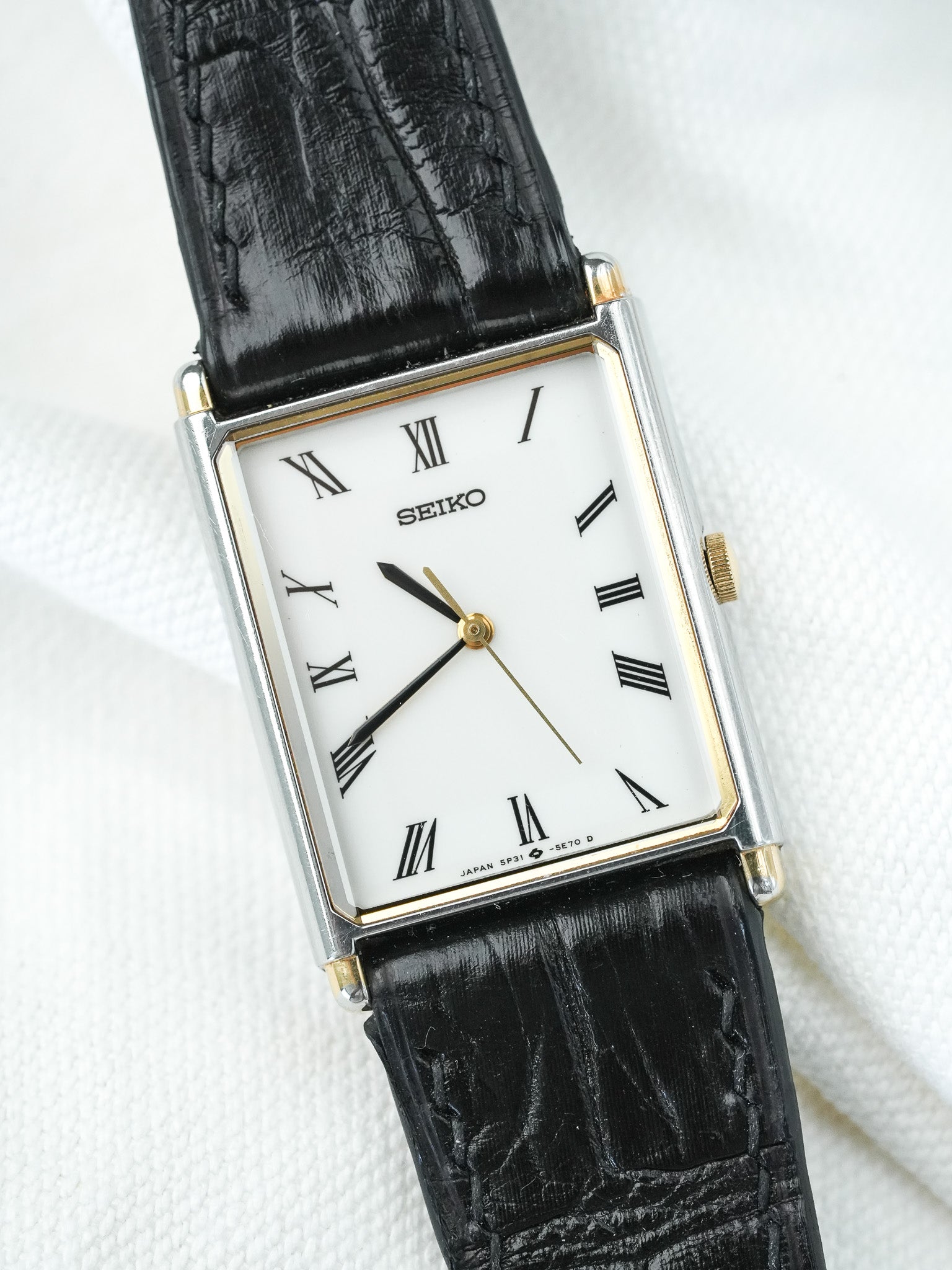 Montre Seiko Vintage - Tank Cornes Or 5P31-5D40 (1988) - Atelier Victor