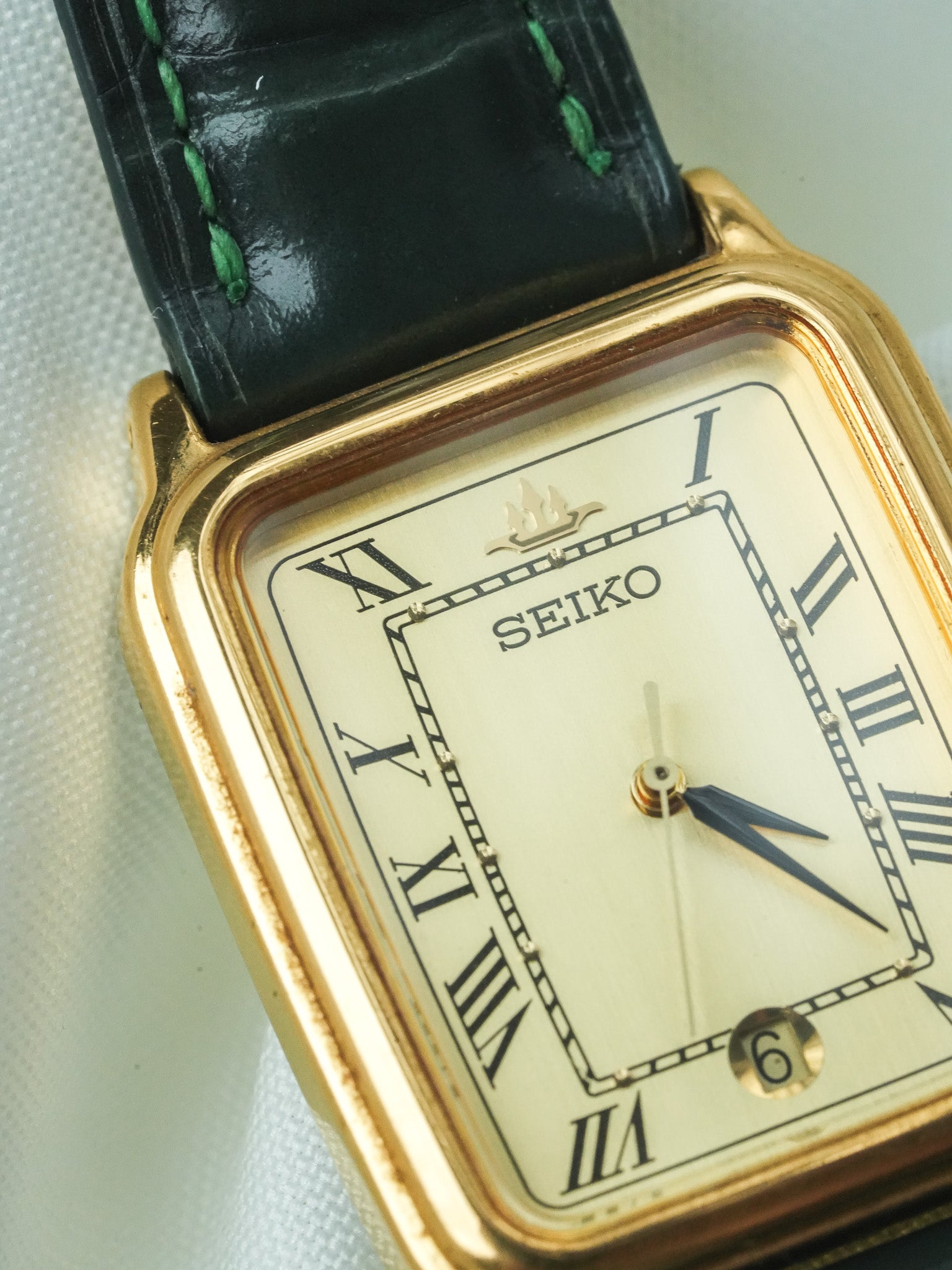 Montre Seiko Vintage - Tank Or Date 6h (1997) - Atelier Victor