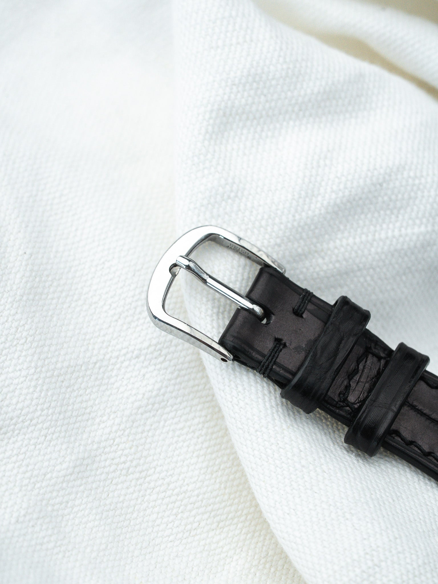 Montre Seiko Vintage - Tonneau Acier Polie Cadran Argent (1980) - Atelier Victor