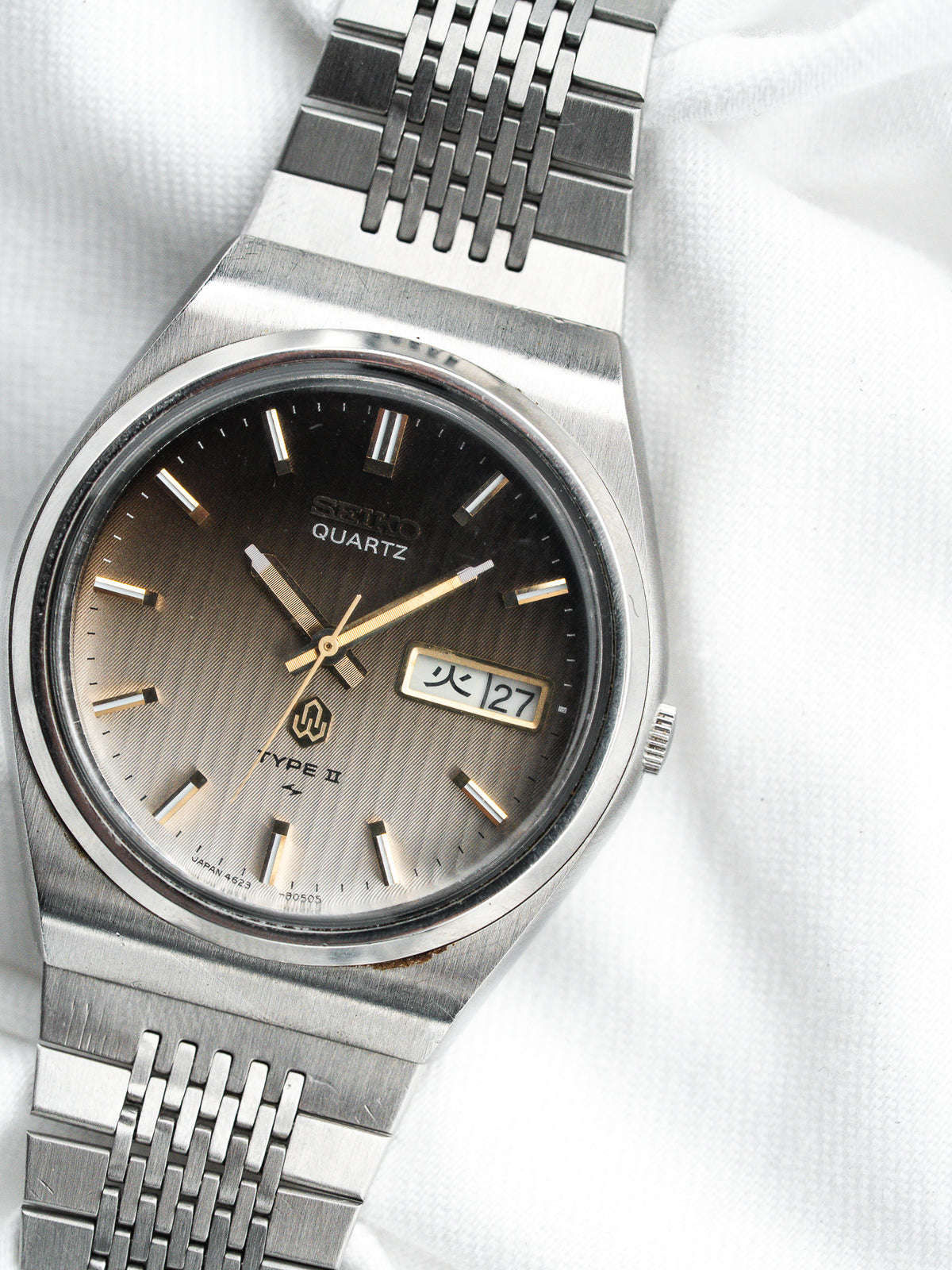 مينا بنقش تابيسري بخطوط عمودية - ساعة Seiko فينتاج Type II 4623-8030 - Atelier Victor