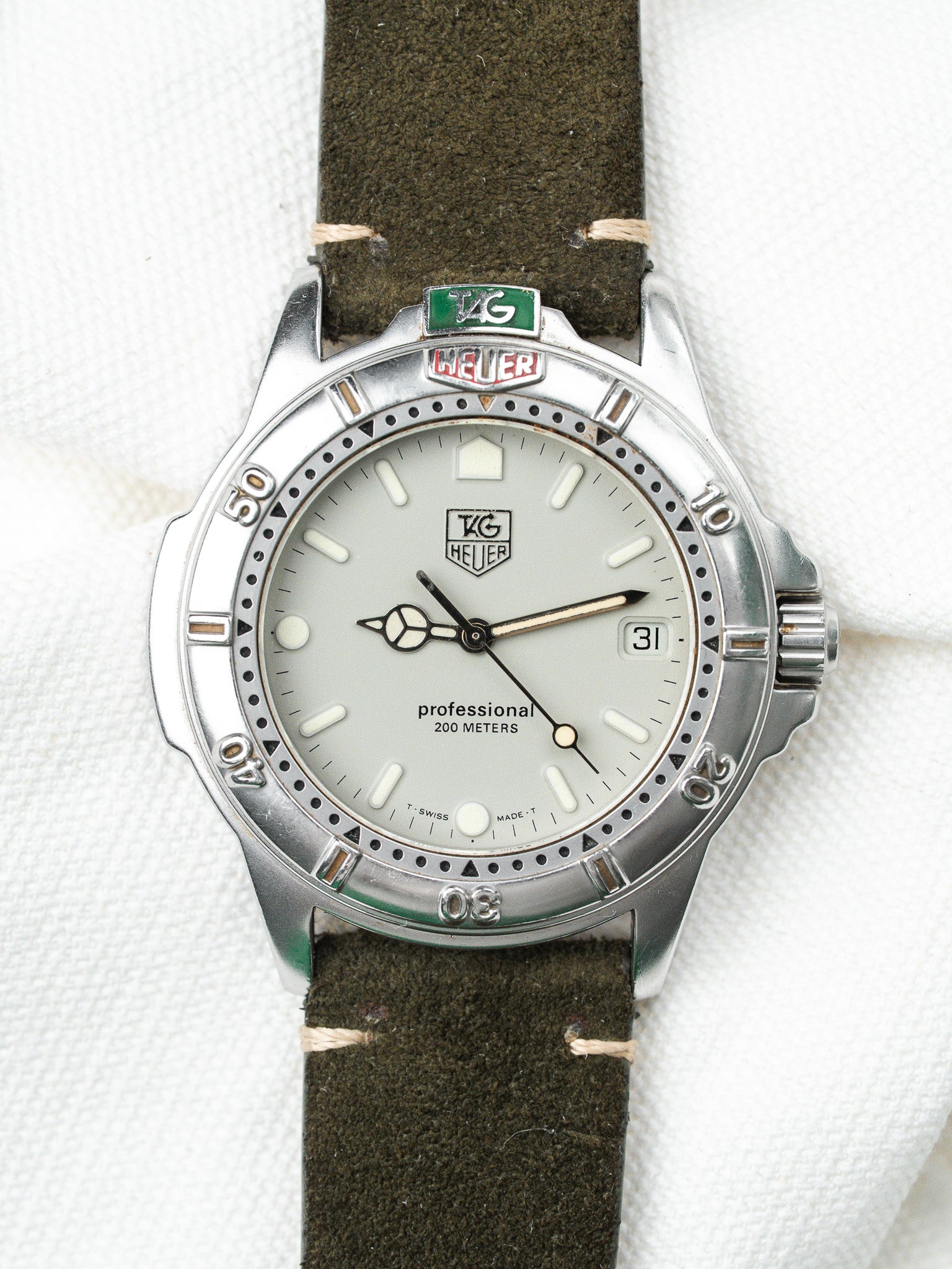 Montre Tag Heuer Professionnel 200 Vintage - Acier Cuir Cadran Gris (Années 1980) - Atelier Victor