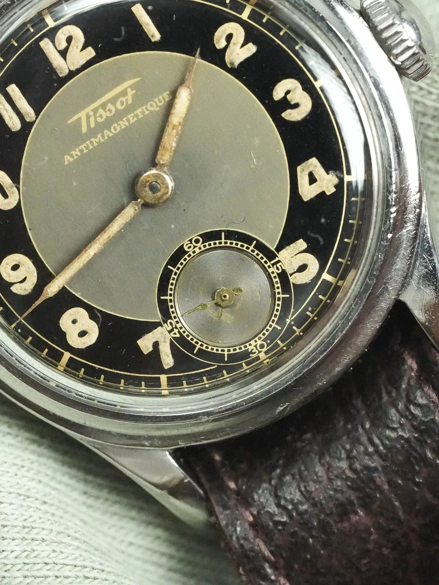 Montre Tissot Tuxedo Militaire Vintage - Acier 31mm (1943) - Atelier Victor