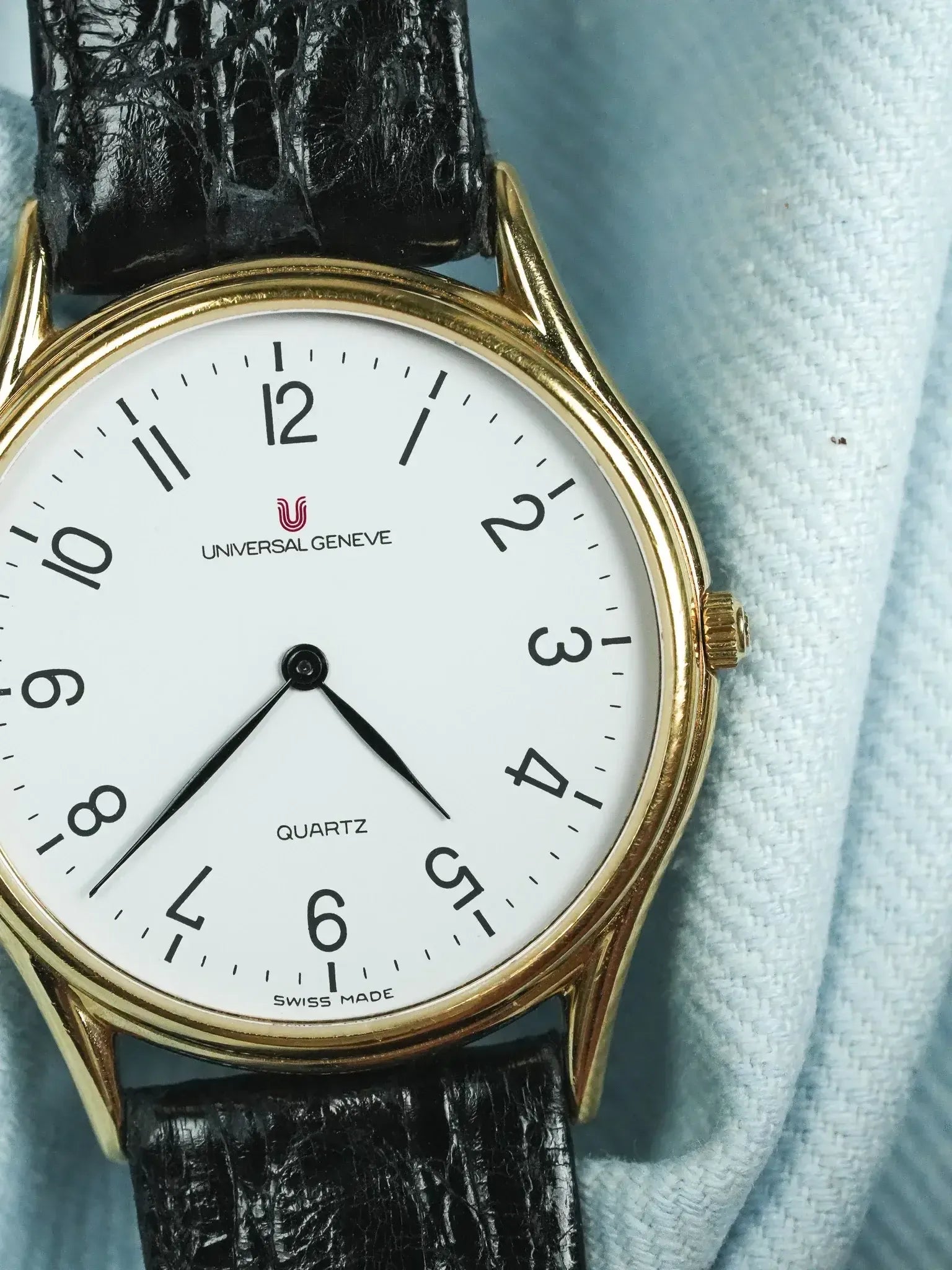 Montre Universal Genève 533.116 Vintage - 32mm Plaqué Or (Années 1980) - Atelier Victor