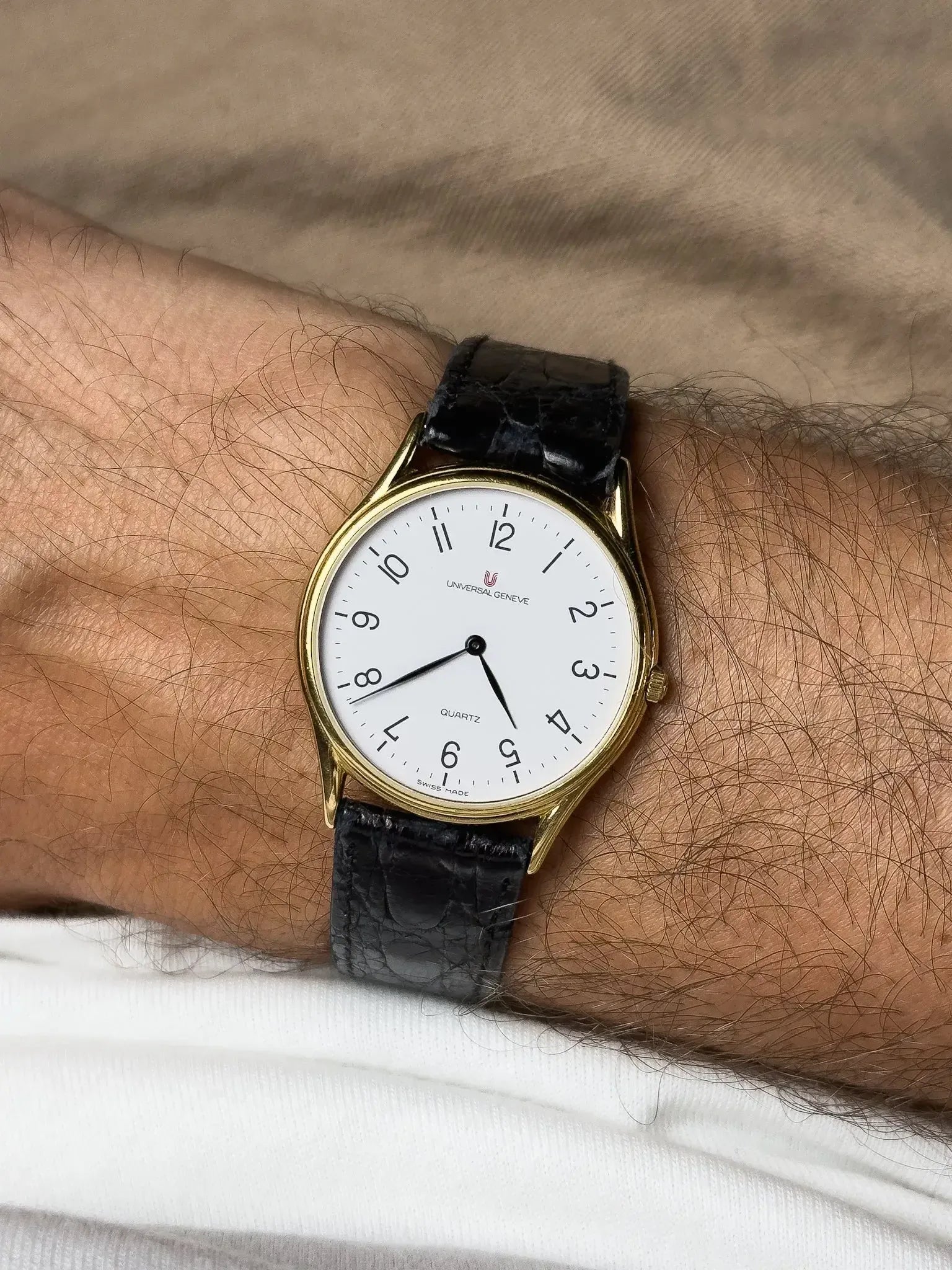 Montre Universal Genève 533.116 Vintage - 32mm Plaqué Or (Années 1980) - Atelier Victor