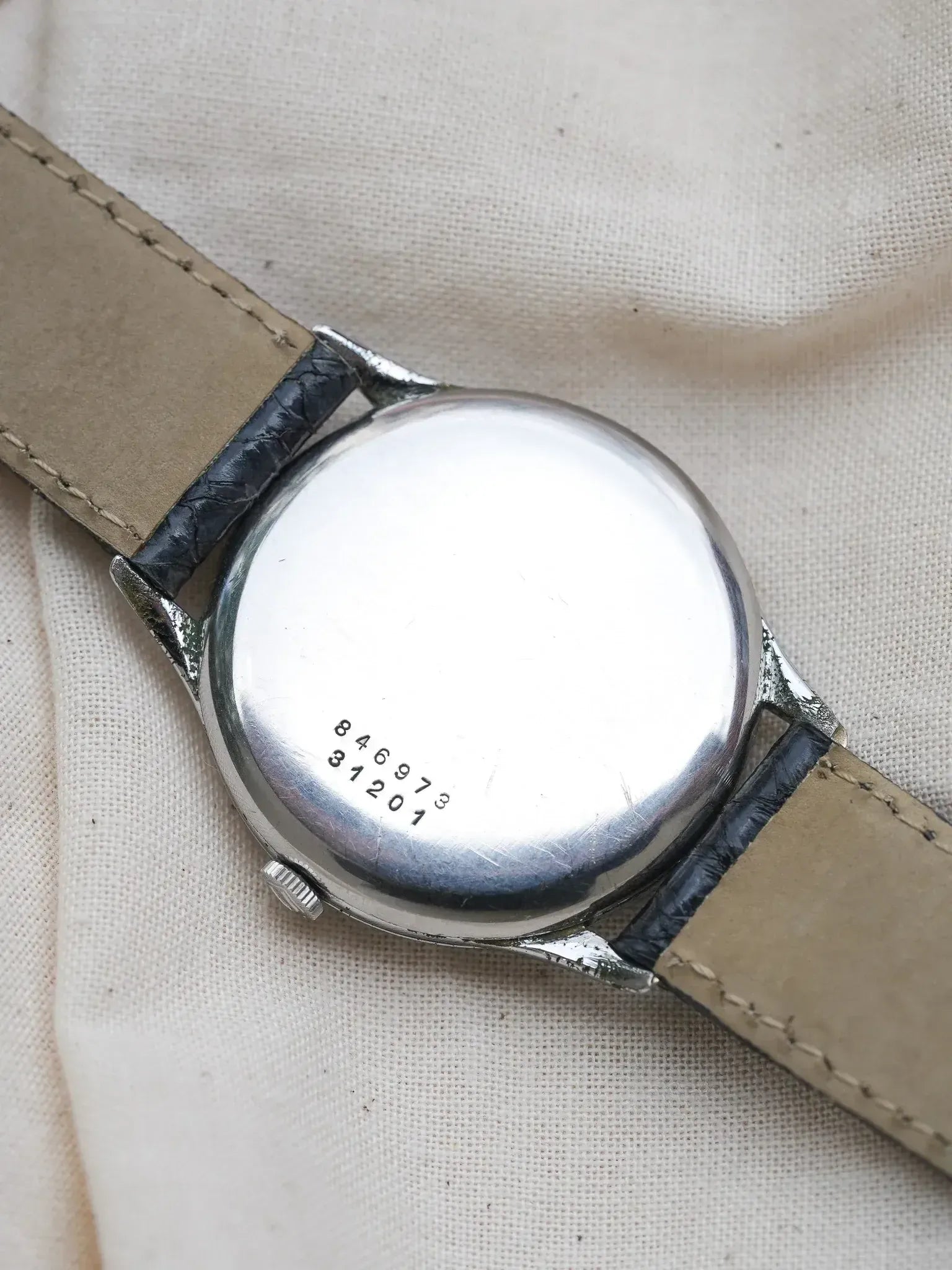 Montre Universal Genève Vintage - Calatrava 35mm Acier (Années 1950) - Atelier Victor