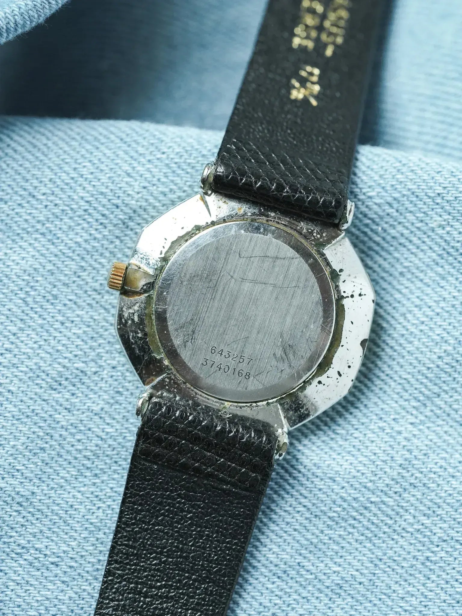 Montre Universal Genève Vintage - Octogonale Acier et Or (Années 1980) - Atelier Victor