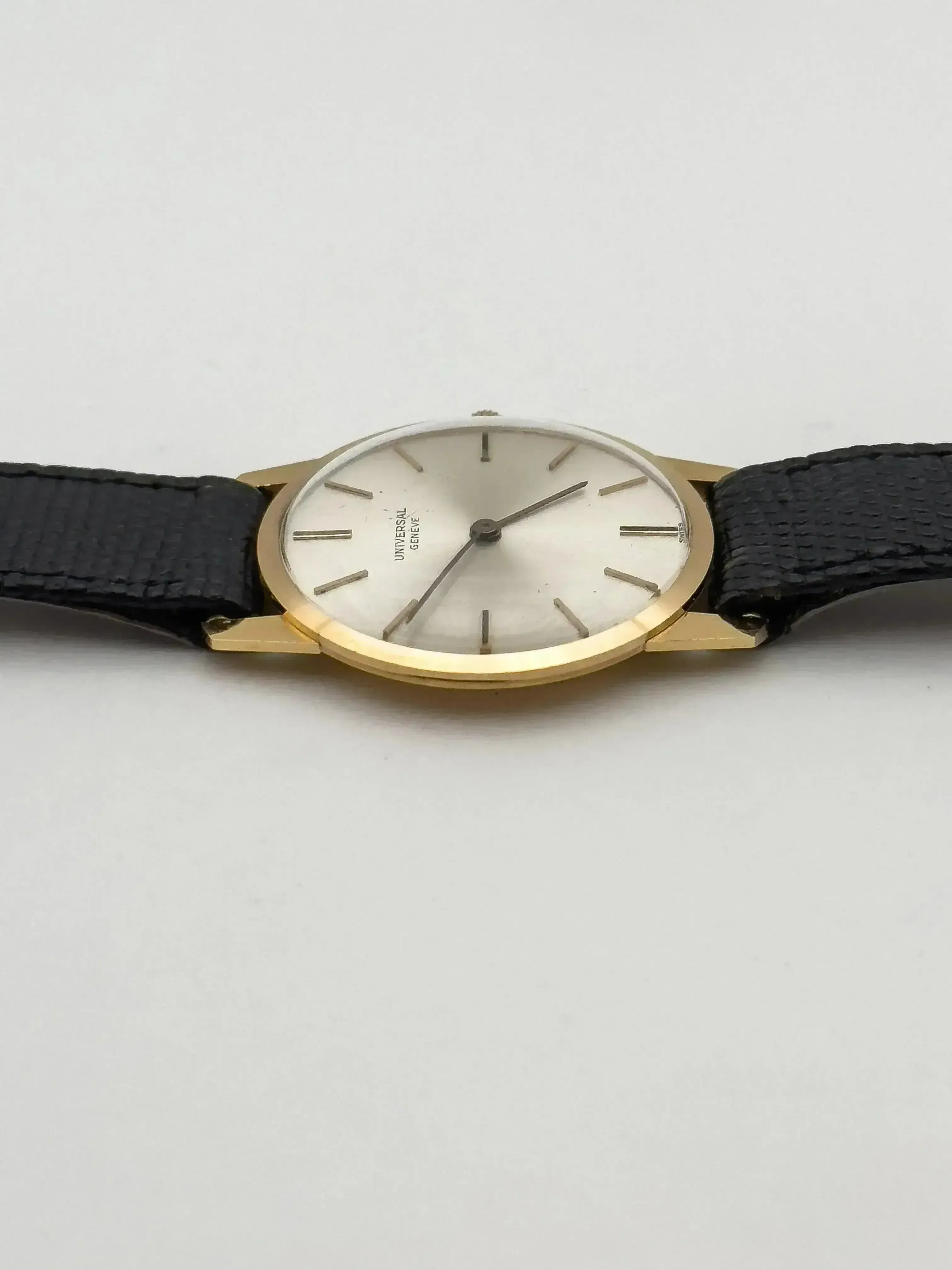 Montre Universal Genève Vintage - Or Rose 18k Extra Plate (1964) - Atelier Victor