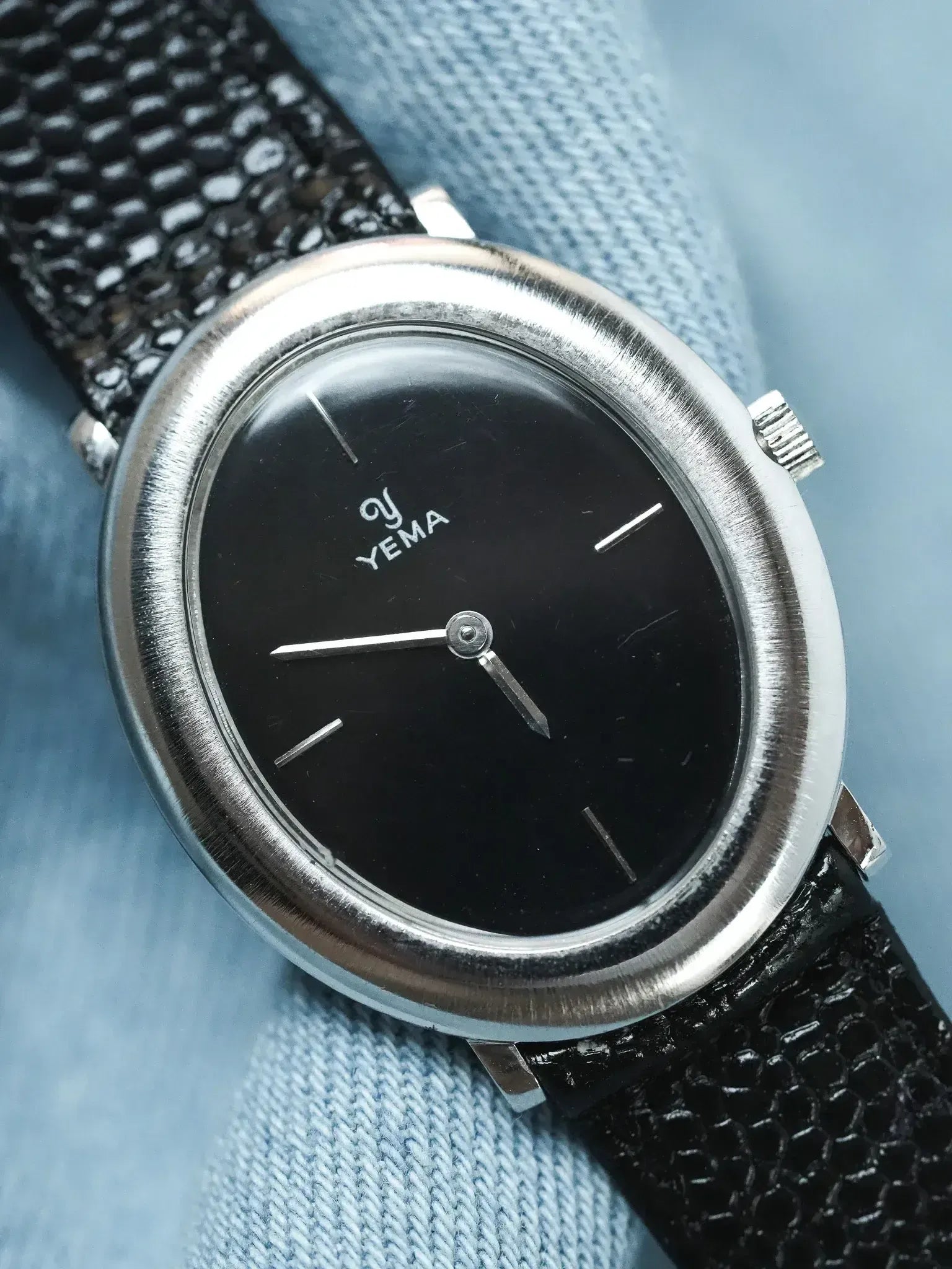 Yema - Ellipse Argent 925 Cadran Noir laque - 1970s - Atelier Victor