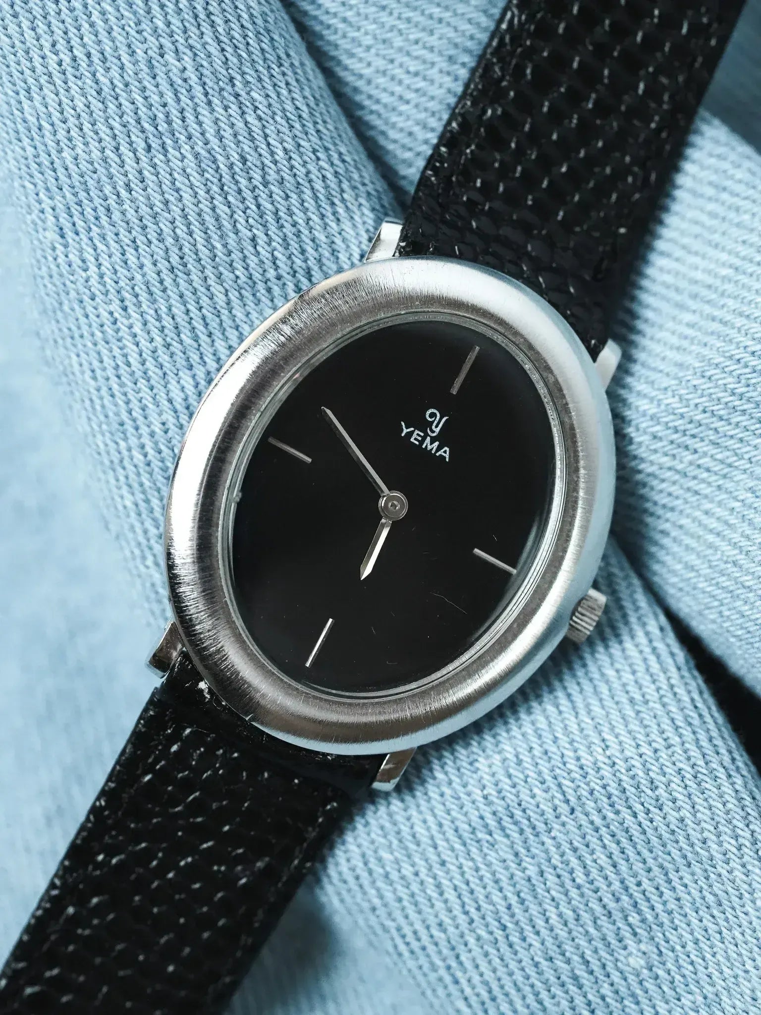 Yema - Ellipse Argent 925 Cadran Noir laque - 1970s - Atelier Victor