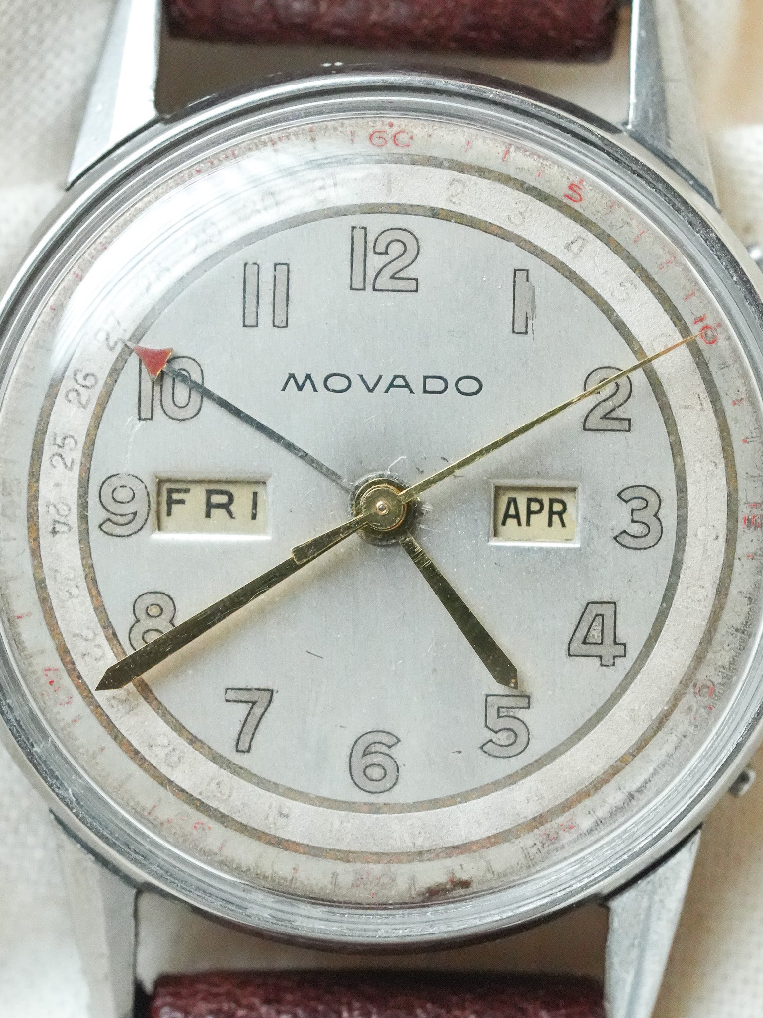 Movado - Triple Calendar Anglais Acier - 1940s - Atelier Victor - Vintage Shop