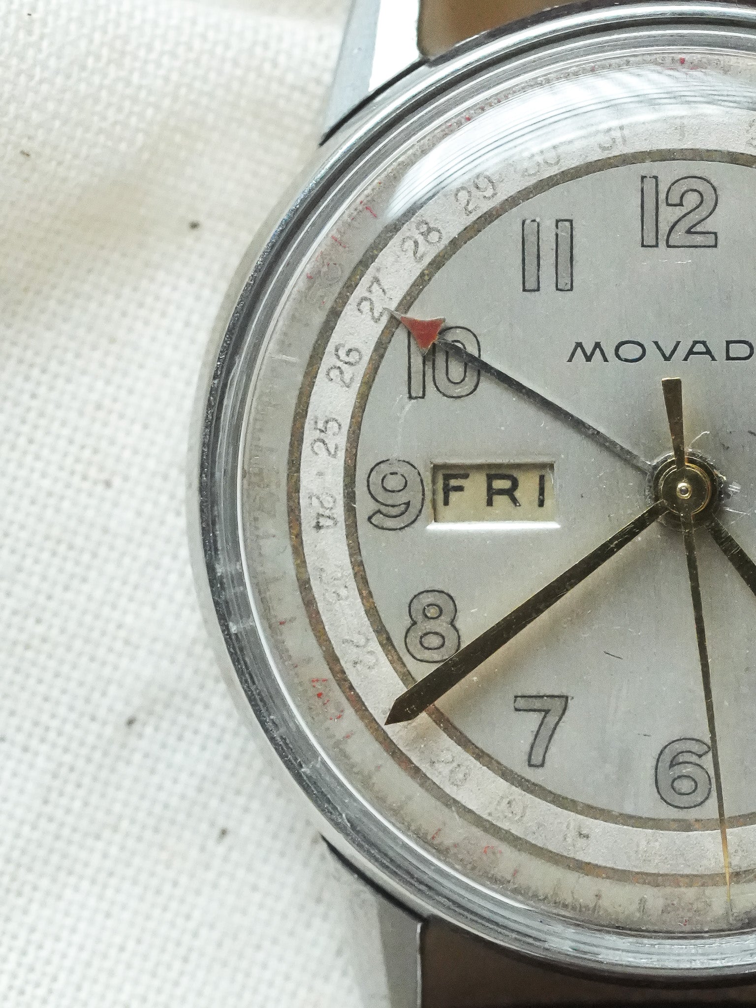 Movado - Triple Calendar Anglais Acier - 1940s - Atelier Victor - Vintage Shop