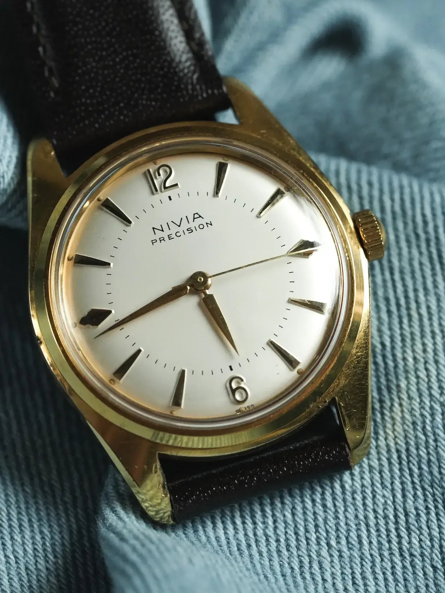 Nivia - Precision Or - 1970s - Atelier Victor